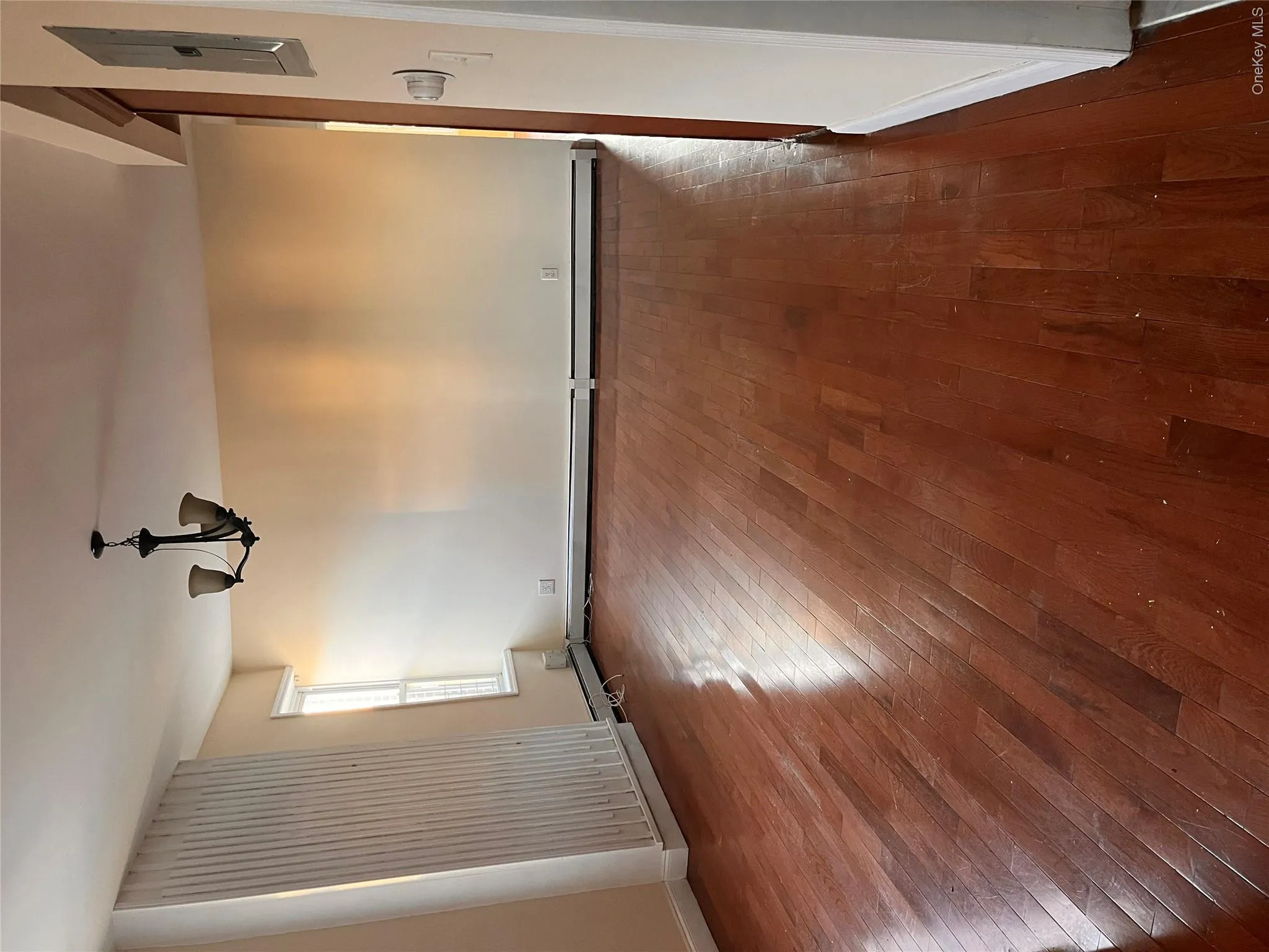 10517 170th Street, New York, NY, 3 Bedrooms Bedrooms, 6 Rooms Rooms,2 BathroomsBathrooms,Residential Lease,For Rent,170th,0,1047666 10517 170th Street, New York, NY, 3 Bedrooms Bedrooms, 6 Rooms Rooms,2 BathroomsBathrooms,Residential Lease,For Rent,170th,0,1047666