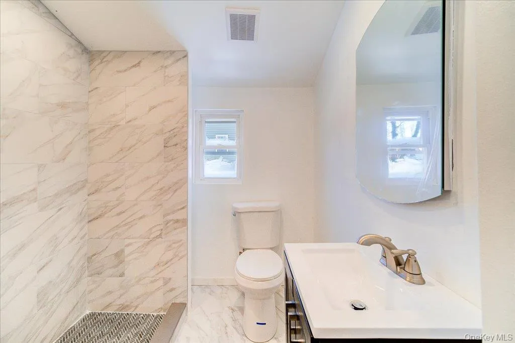 11 Spring Glen Road, Fallsburg, NY, 3 Bedrooms Bedrooms, 8 Rooms Rooms,2 BathroomsBathrooms,Residential Lease,For Rent,Spring Glen,0,1047671 11 Spring Glen Road, Fallsburg, NY, 3 Bedrooms Bedrooms, 8 Rooms Rooms,2 BathroomsBathrooms,Residential Lease,For Rent,Spring Glen,0,1047671