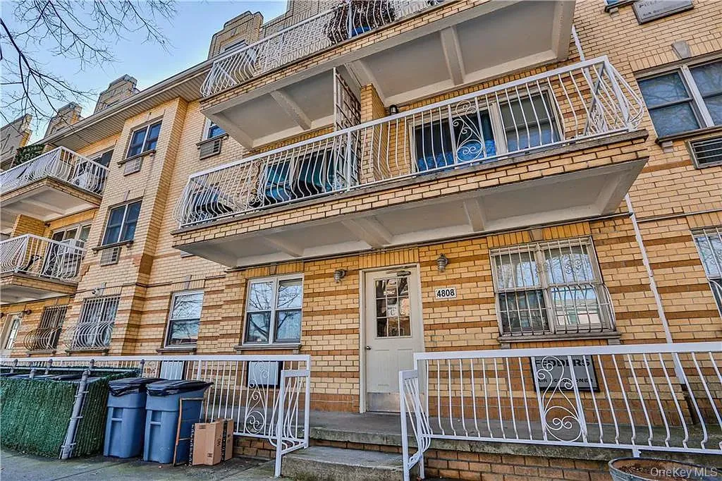 4808 Bedford Avenue, New York, NY, 1 Bedroom Bedrooms, 3 Rooms Rooms,1 BathroomBathrooms,Residential,For Rent,Bedford,0,1047672 4808 Bedford Avenue, New York, NY, 1 Bedroom Bedrooms, 3 Rooms Rooms,1 BathroomBathrooms,Residential,For Rent,Bedford,0,1047672
