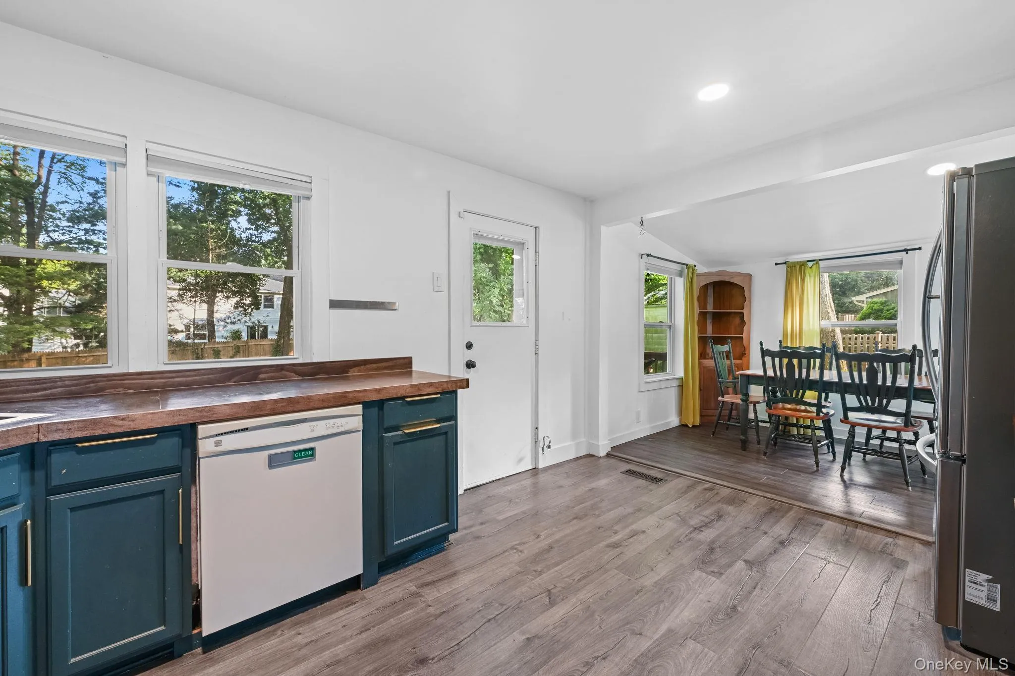 4 Windsor Road, Cortlandt, NY, 2 Bedrooms Bedrooms, 6 Rooms Rooms,1 BathroomBathrooms,Residential,For Rent,Windsor,0,1047678 4 Windsor Road, Cortlandt, NY, 2 Bedrooms Bedrooms, 6 Rooms Rooms,1 BathroomBathrooms,Residential,For Rent,Windsor,0,1047678
