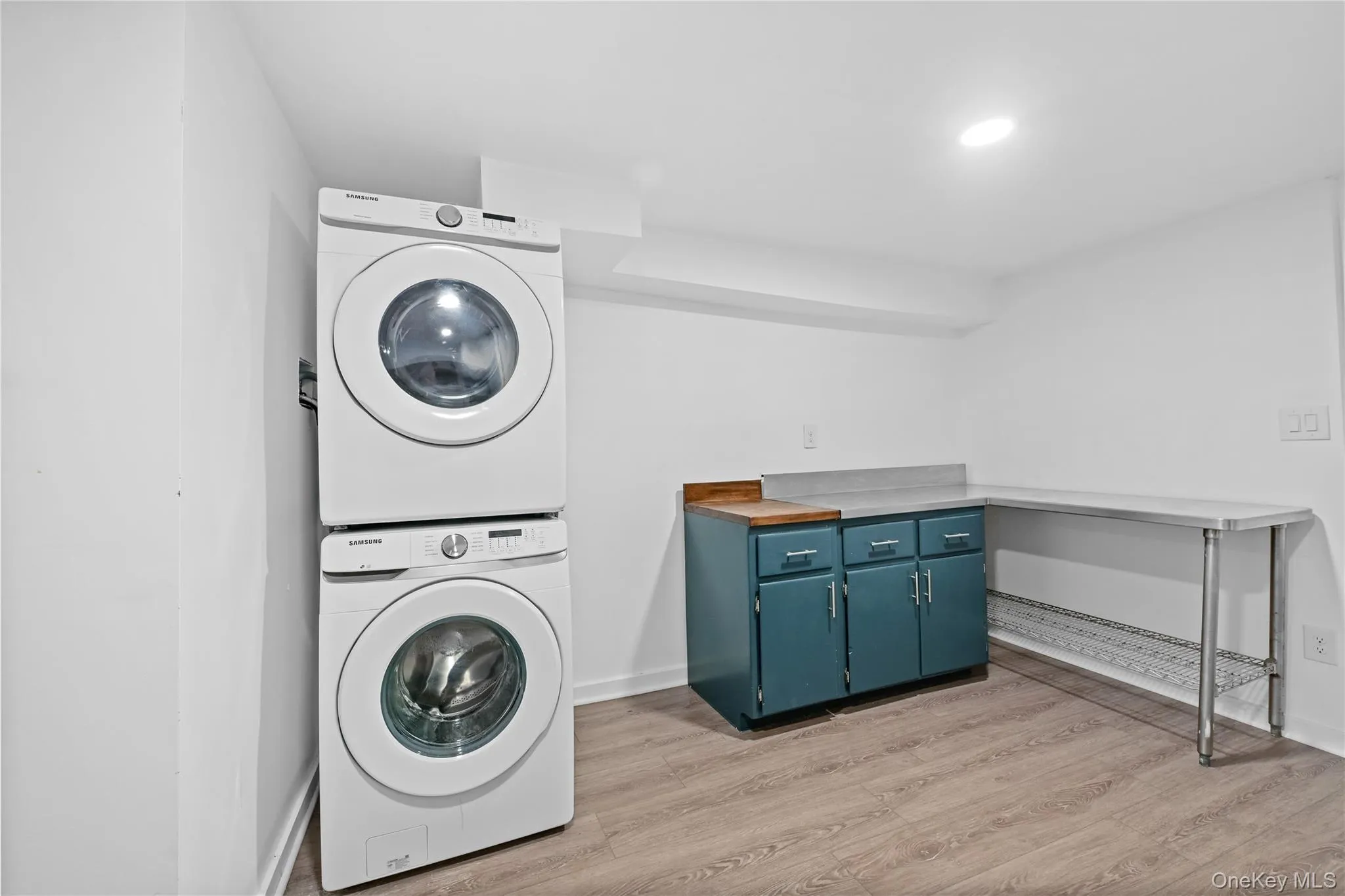 4 Windsor Road, Cortlandt, NY, 2 Bedrooms Bedrooms, 6 Rooms Rooms,1 BathroomBathrooms,Residential,For Rent,Windsor,0,1047678 4 Windsor Road, Cortlandt, NY, 2 Bedrooms Bedrooms, 6 Rooms Rooms,1 BathroomBathrooms,Residential,For Rent,Windsor,0,1047678
