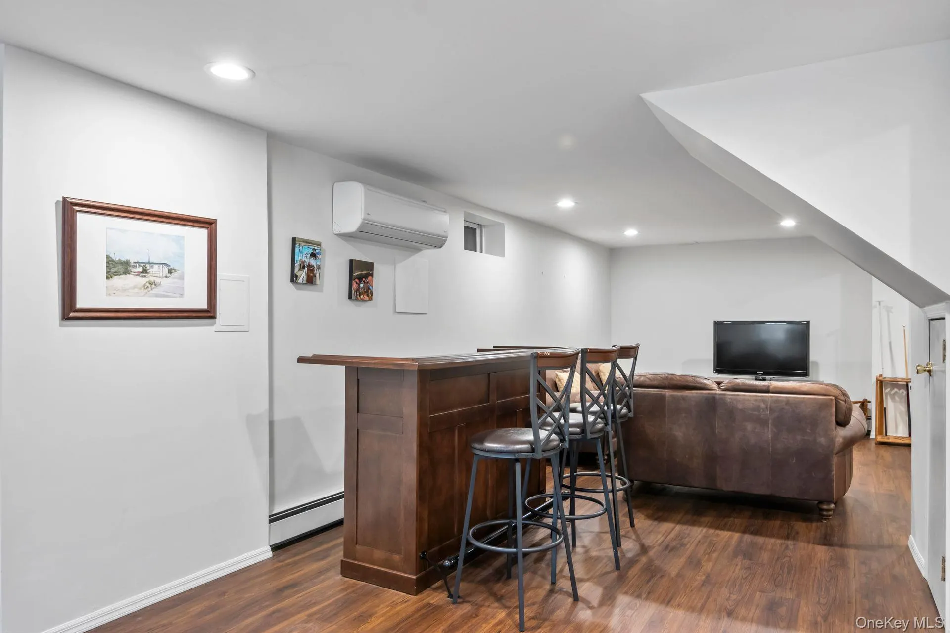 17 Lemark Court, Brookhaven, NY, 4 Bedrooms Bedrooms, 8 Rooms Rooms,2 BathroomsBathrooms,Residential,For Rent,Lemark,0,1047680 17 Lemark Court, Brookhaven, NY, 4 Bedrooms Bedrooms, 8 Rooms Rooms,2 BathroomsBathrooms,Residential,For Rent,Lemark,0,1047680