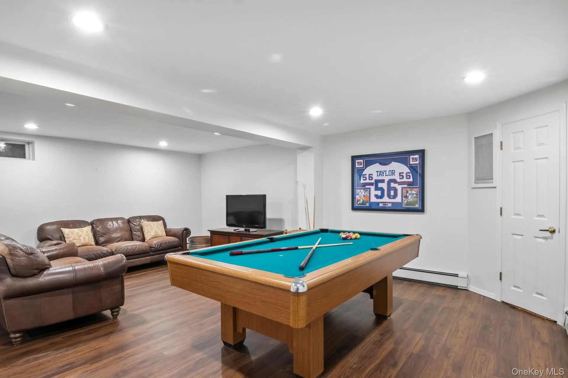 17 Lemark Court, Brookhaven, NY, 4 Bedrooms Bedrooms, 8 Rooms Rooms,2 BathroomsBathrooms,Residential,For Rent,Lemark,0,1047680 17 Lemark Court, Brookhaven, NY, 4 Bedrooms Bedrooms, 8 Rooms Rooms,2 BathroomsBathrooms,Residential,For Rent,Lemark,0,1047680