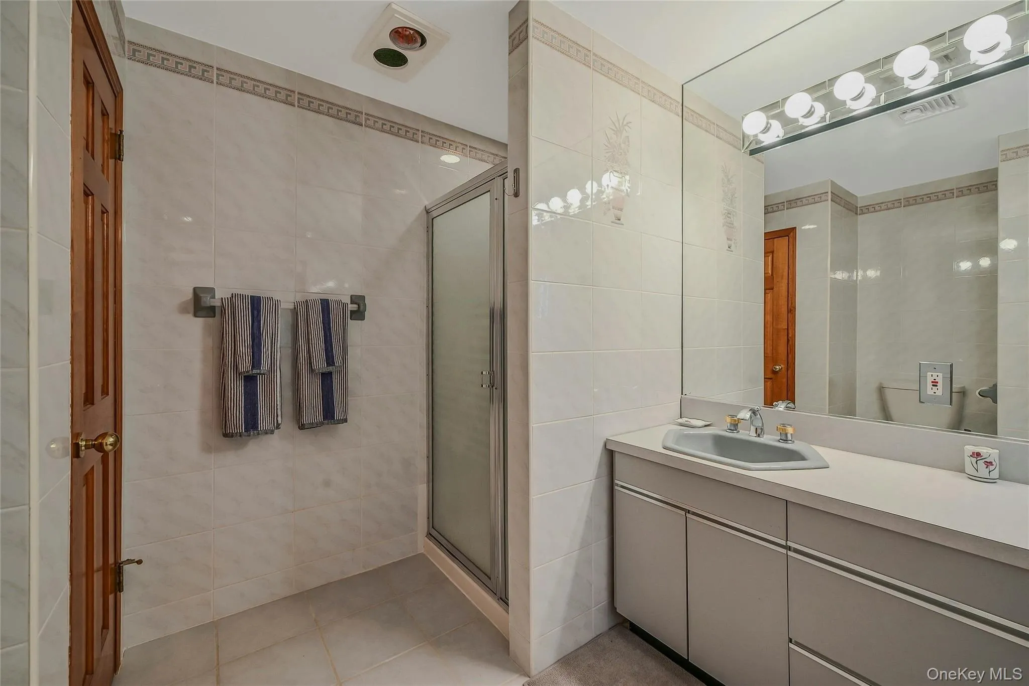 86 2nd Street, Riverhead, NY, 5 Bedrooms Bedrooms, 15 Rooms Rooms,2 BathroomsBathrooms,Residential Lease,For Rent,2nd,0,1047681 86 2nd Street, Riverhead, NY, 5 Bedrooms Bedrooms, 15 Rooms Rooms,2 BathroomsBathrooms,Residential Lease,For Rent,2nd,0,1047681