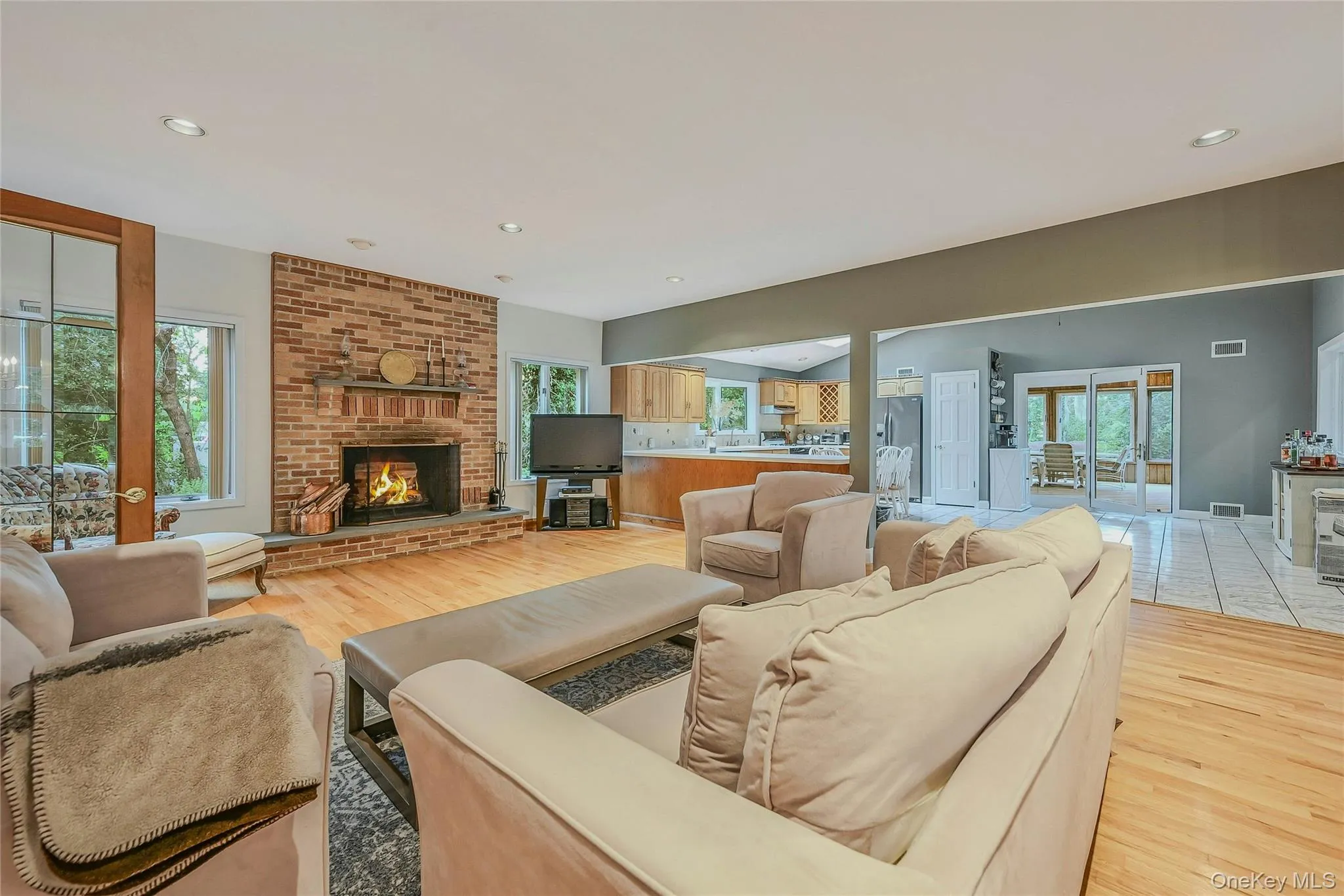 86 2nd Street, Riverhead, NY, 5 Bedrooms Bedrooms, 15 Rooms Rooms,2 BathroomsBathrooms,Residential Lease,For Rent,2nd,0,1047681 86 2nd Street, Riverhead, NY, 5 Bedrooms Bedrooms, 15 Rooms Rooms,2 BathroomsBathrooms,Residential Lease,For Rent,2nd,0,1047681