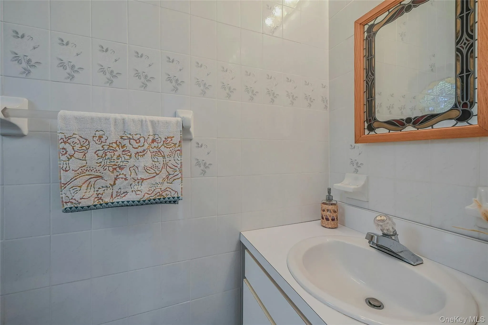86 2nd Street, Riverhead, NY, 5 Bedrooms Bedrooms, 15 Rooms Rooms,2 BathroomsBathrooms,Residential Lease,For Rent,2nd,0,1047681 86 2nd Street, Riverhead, NY, 5 Bedrooms Bedrooms, 15 Rooms Rooms,2 BathroomsBathrooms,Residential Lease,For Rent,2nd,0,1047681