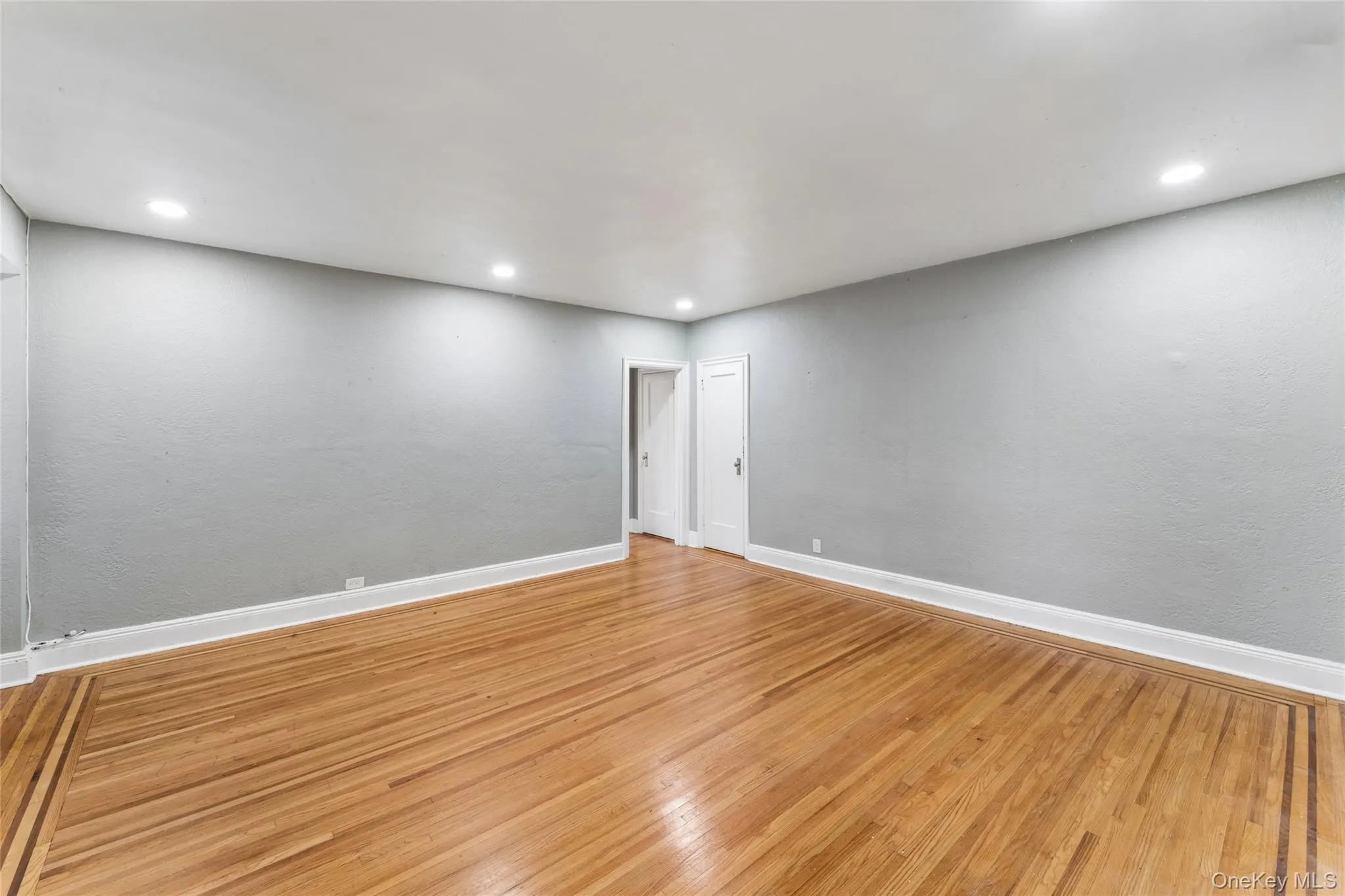 475 Bronx River Road, Yonkers, NY, 1 Bedroom Bedrooms, 4 Rooms Rooms,1 BathroomBathrooms,Residential,For Rent,Bronx River,0,1047691 475 Bronx River Road, Yonkers, NY, 1 Bedroom Bedrooms, 4 Rooms Rooms,1 BathroomBathrooms,Residential,For Rent,Bronx River,0,1047691