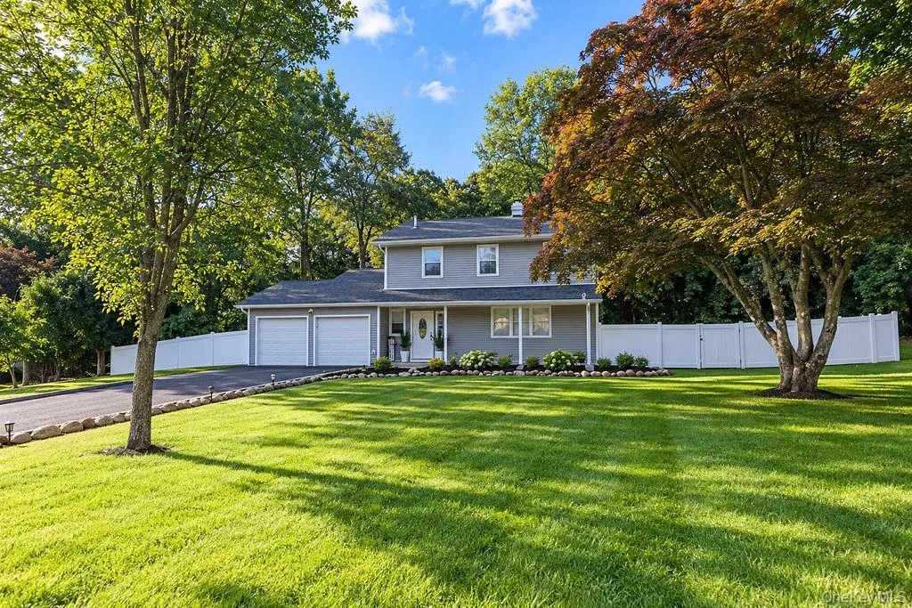 102 Patchogue Drive, Brookhaven, NY, 4 Bedrooms Bedrooms, 9 Rooms Rooms,2 BathroomsBathrooms,Residential,For Rent,Patchogue,0,1047693 102 Patchogue Drive, Brookhaven, NY, 4 Bedrooms Bedrooms, 9 Rooms Rooms,2 BathroomsBathrooms,Residential,For Rent,Patchogue,0,1047693