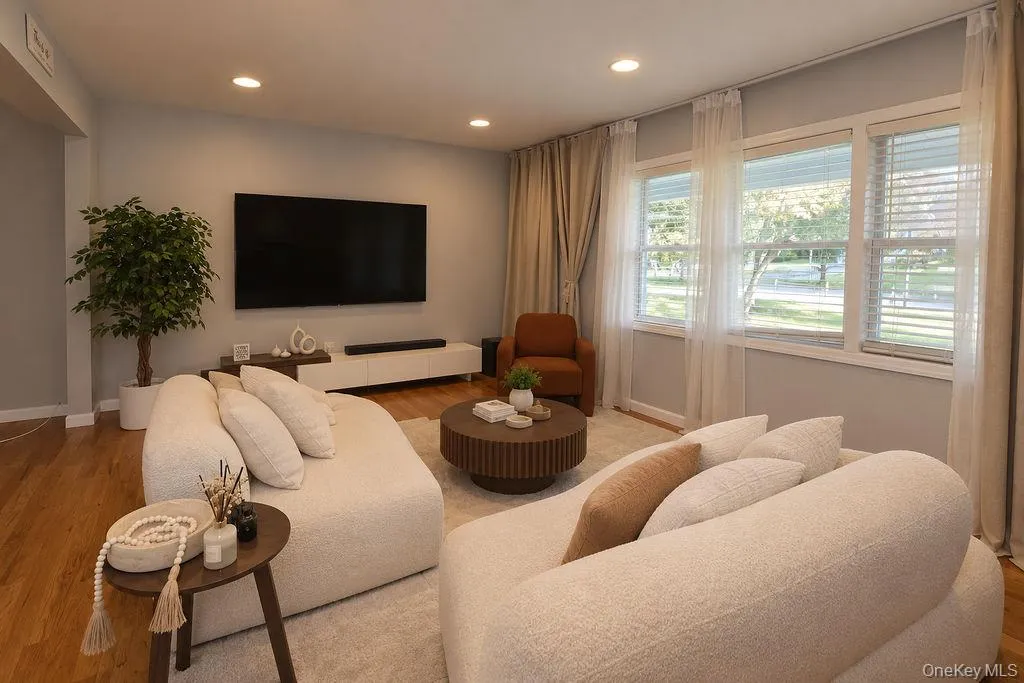 102 Patchogue Drive, Brookhaven, NY, 4 Bedrooms Bedrooms, 9 Rooms Rooms,2 BathroomsBathrooms,Residential,For Rent,Patchogue,0,1047693 102 Patchogue Drive, Brookhaven, NY, 4 Bedrooms Bedrooms, 9 Rooms Rooms,2 BathroomsBathrooms,Residential,For Rent,Patchogue,0,1047693