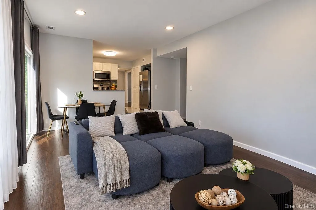 102 Patchogue Drive, Brookhaven, NY, 4 Bedrooms Bedrooms, 9 Rooms Rooms,2 BathroomsBathrooms,Residential,For Rent,Patchogue,0,1047693 102 Patchogue Drive, Brookhaven, NY, 4 Bedrooms Bedrooms, 9 Rooms Rooms,2 BathroomsBathrooms,Residential,For Rent,Patchogue,0,1047693