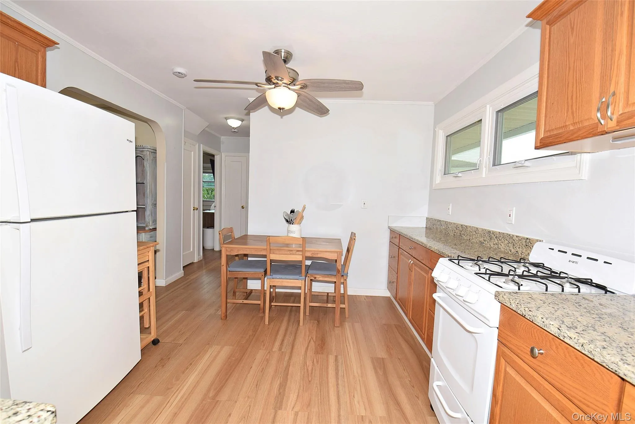 Eat-In Kitchen w/Ceiling Fan; Plenty of Counter Space Eat-In Kitchen w/Ceiling Fan; Plenty of Counter Space