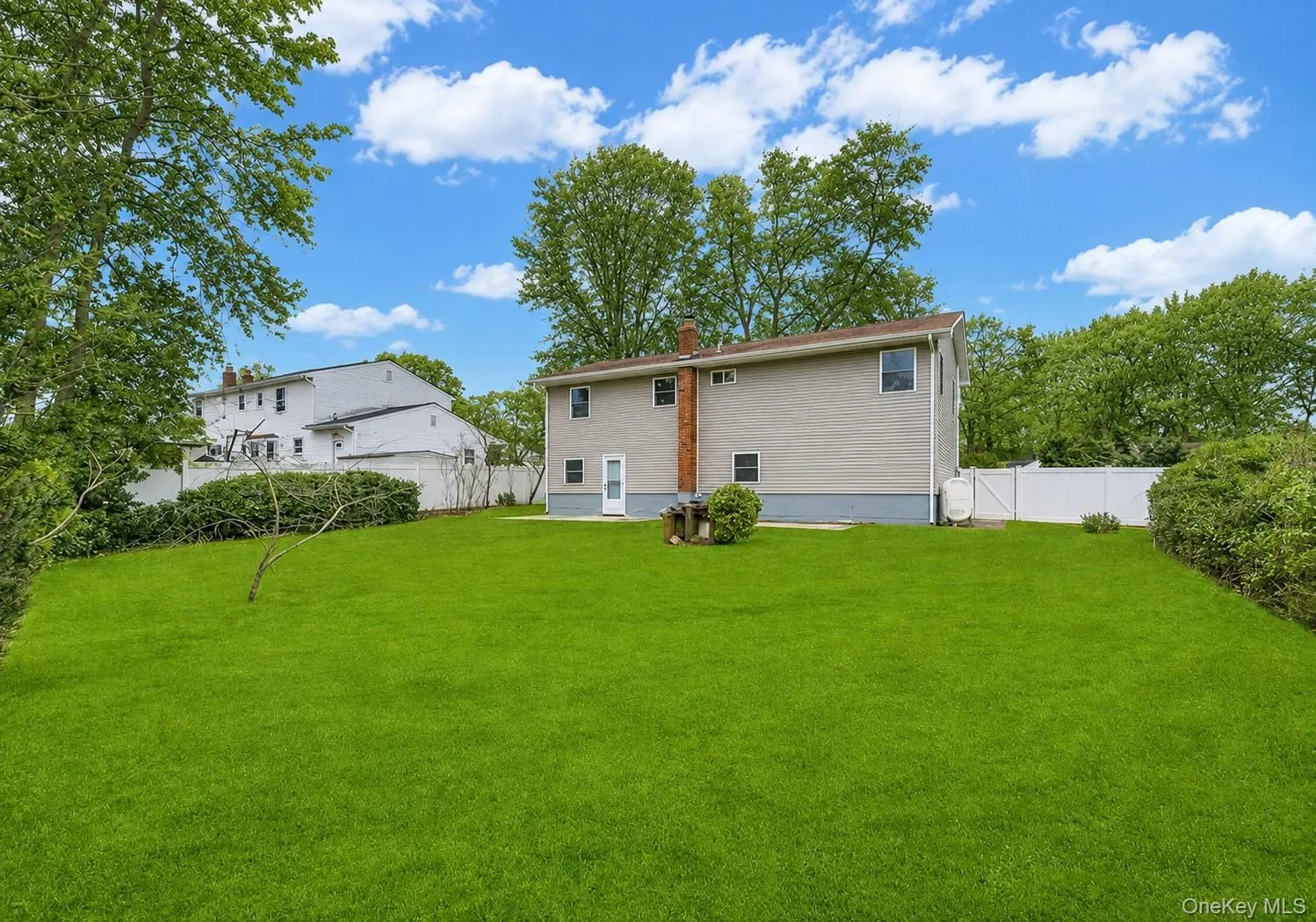 339 Avenue B, Brookhaven, NY, 5 Bedroom Bedrooms, 8 Room Rooms,2 BathroomBathrooms,Residential Lease,For Rent,Avenue B,0,1047696 339 Avenue B, Brookhaven, NY, 5 Bedroom Bedrooms, 8 Room Rooms,2 BathroomBathrooms,Residential Lease,For Rent,Avenue B,0,1047696