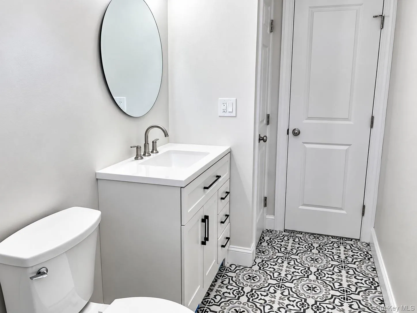 339 Avenue B, Brookhaven, NY, 5 Bedroom Bedrooms, 8 Room Rooms,2 BathroomBathrooms,Residential Lease,For Rent,Avenue B,0,1047696 339 Avenue B, Brookhaven, NY, 5 Bedroom Bedrooms, 8 Room Rooms,2 BathroomBathrooms,Residential Lease,For Rent,Avenue B,0,1047696