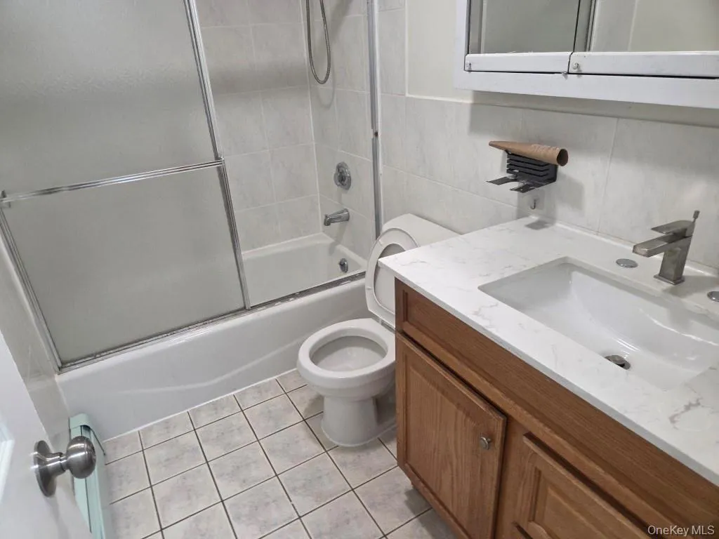 31-03 Linden Place, New York, NY, 4 Bedrooms Bedrooms, 6 Rooms Rooms,3 BathroomsBathrooms,Residential Lease,For Rent,Linden,0,1047698 31-03 Linden Place, New York, NY, 4 Bedrooms Bedrooms, 6 Rooms Rooms,3 BathroomsBathrooms,Residential Lease,For Rent,Linden,0,1047698