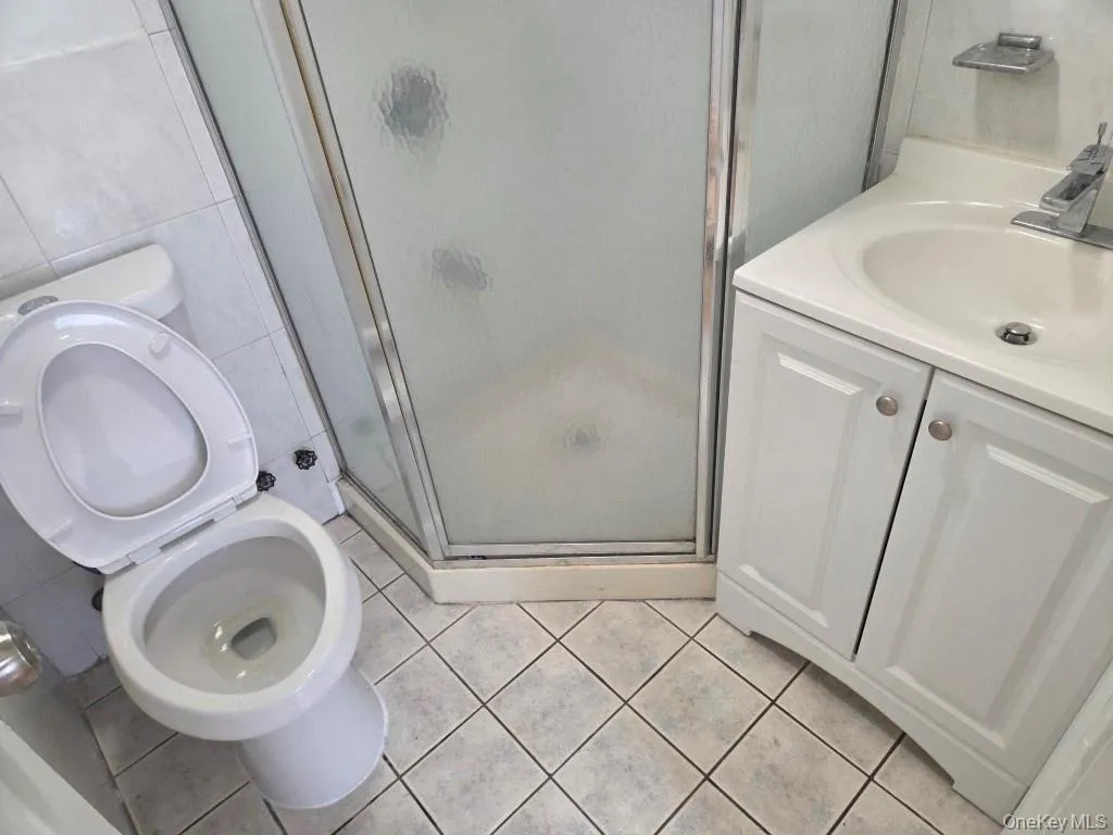 31-03 Linden Place, New York, NY, 4 Bedrooms Bedrooms, 6 Rooms Rooms,3 BathroomsBathrooms,Residential Lease,For Rent,Linden,0,1047698 31-03 Linden Place, New York, NY, 4 Bedrooms Bedrooms, 6 Rooms Rooms,3 BathroomsBathrooms,Residential Lease,For Rent,Linden,0,1047698