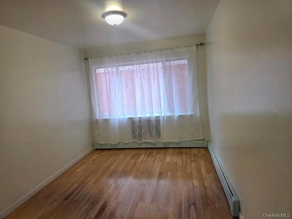 31-03 Linden Place, New York, NY, 4 Bedrooms Bedrooms, 6 Rooms Rooms,3 BathroomsBathrooms,Residential Lease,For Rent,Linden,0,1047698 31-03 Linden Place, New York, NY, 4 Bedrooms Bedrooms, 6 Rooms Rooms,3 BathroomsBathrooms,Residential Lease,For Rent,Linden,0,1047698