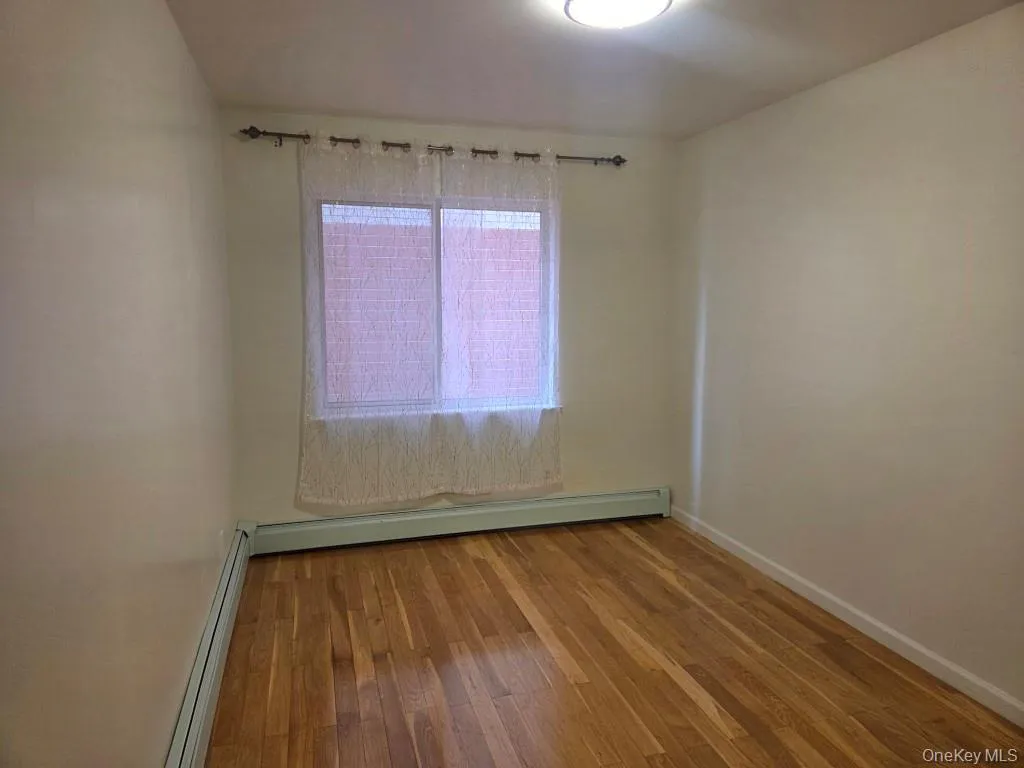 31-03 Linden Place, New York, NY, 4 Bedrooms Bedrooms, 6 Rooms Rooms,3 BathroomsBathrooms,Residential Lease,For Rent,Linden,0,1047698 31-03 Linden Place, New York, NY, 4 Bedrooms Bedrooms, 6 Rooms Rooms,3 BathroomsBathrooms,Residential Lease,For Rent,Linden,0,1047698