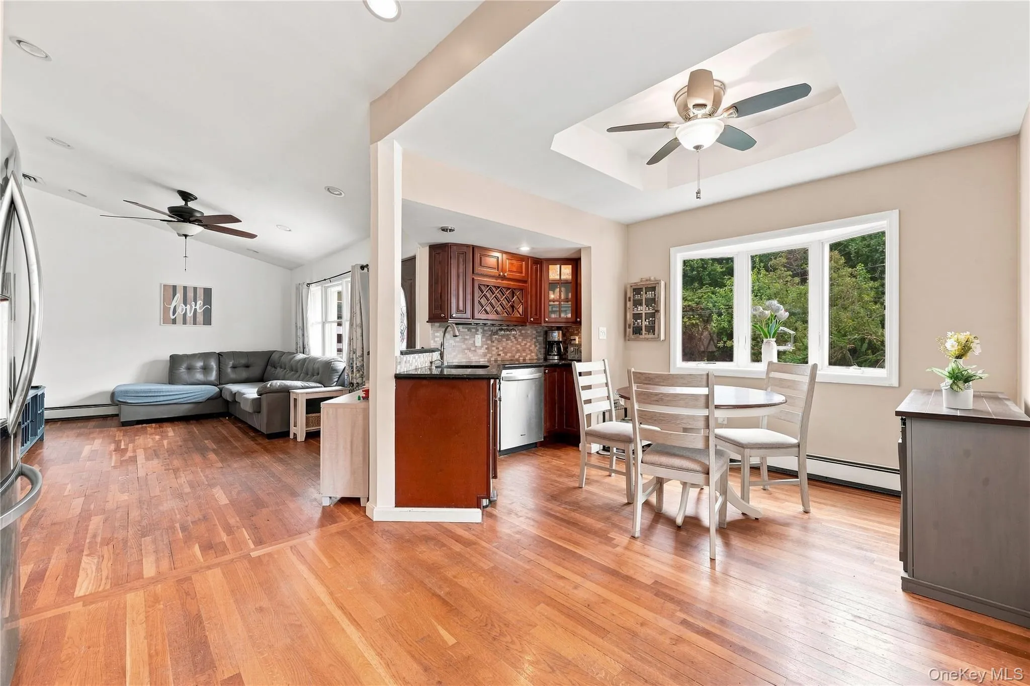 220 Park Drive, Oyster Bay, NY, 3 Bedrooms Bedrooms, 6 Rooms Rooms,2 BathroomsBathrooms,Residential,For Rent,Park,0,1047703 220 Park Drive, Oyster Bay, NY, 3 Bedrooms Bedrooms, 6 Rooms Rooms,2 BathroomsBathrooms,Residential,For Rent,Park,0,1047703