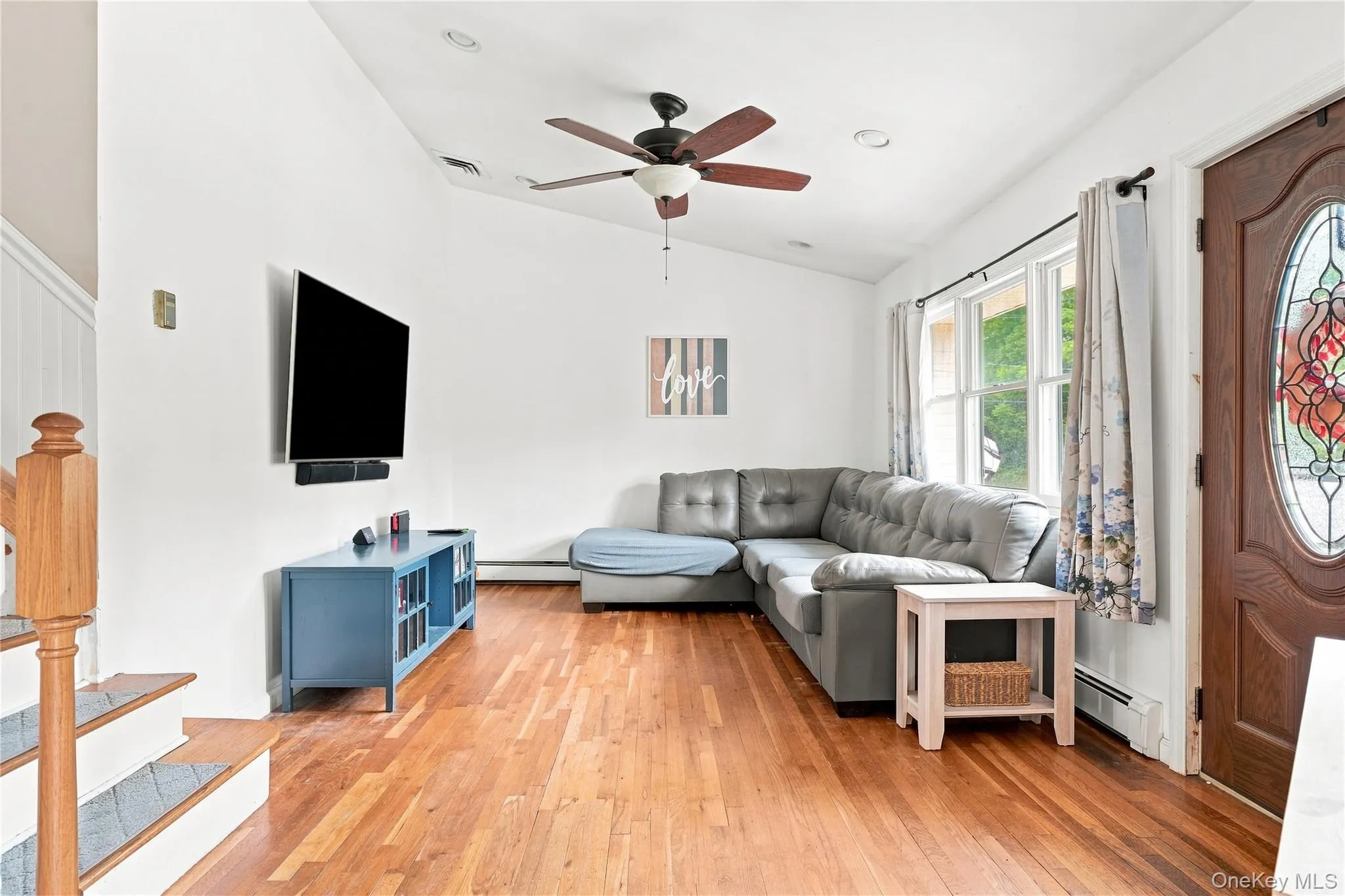 220 Park Drive, Oyster Bay, NY, 3 Bedrooms Bedrooms, 6 Rooms Rooms,2 BathroomsBathrooms,Residential,For Rent,Park,0,1047703 220 Park Drive, Oyster Bay, NY, 3 Bedrooms Bedrooms, 6 Rooms Rooms,2 BathroomsBathrooms,Residential,For Rent,Park,0,1047703