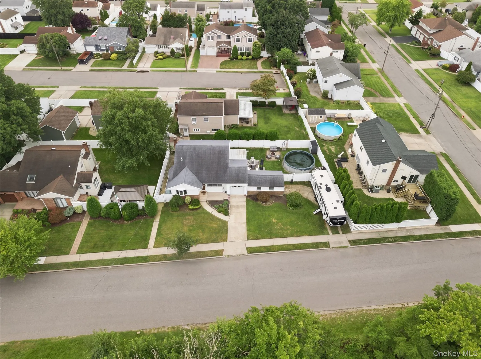 220 Park Drive, Oyster Bay, NY, 3 Bedrooms Bedrooms, 6 Rooms Rooms,2 BathroomsBathrooms,Residential,For Rent,Park,0,1047703 220 Park Drive, Oyster Bay, NY, 3 Bedrooms Bedrooms, 6 Rooms Rooms,2 BathroomsBathrooms,Residential,For Rent,Park,0,1047703