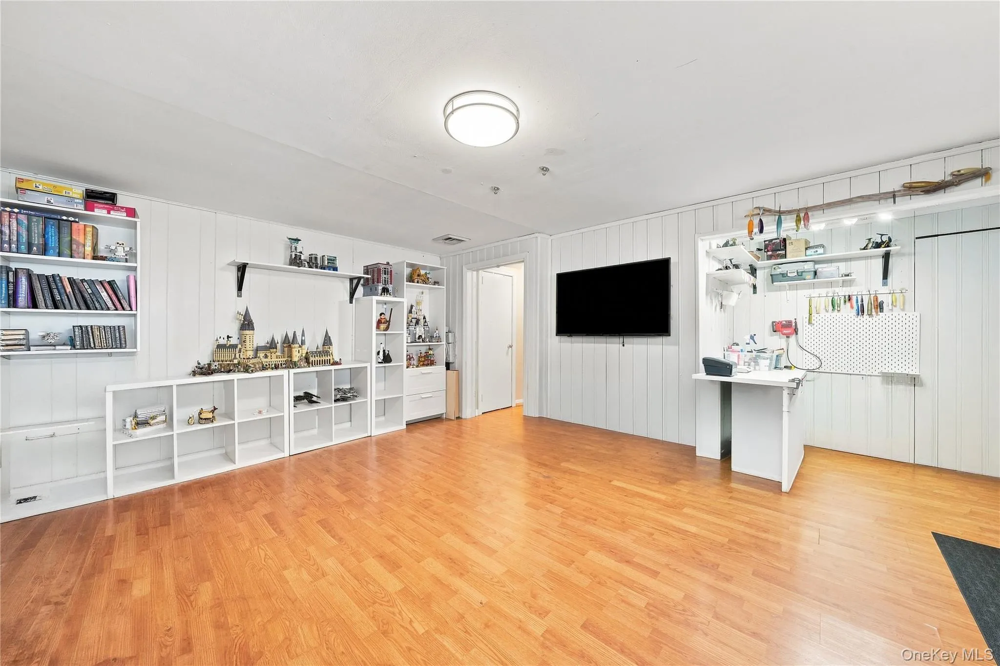 220 Park Drive, Oyster Bay, NY, 3 Bedrooms Bedrooms, 6 Rooms Rooms,2 BathroomsBathrooms,Residential,For Rent,Park,0,1047703 220 Park Drive, Oyster Bay, NY, 3 Bedrooms Bedrooms, 6 Rooms Rooms,2 BathroomsBathrooms,Residential,For Rent,Park,0,1047703