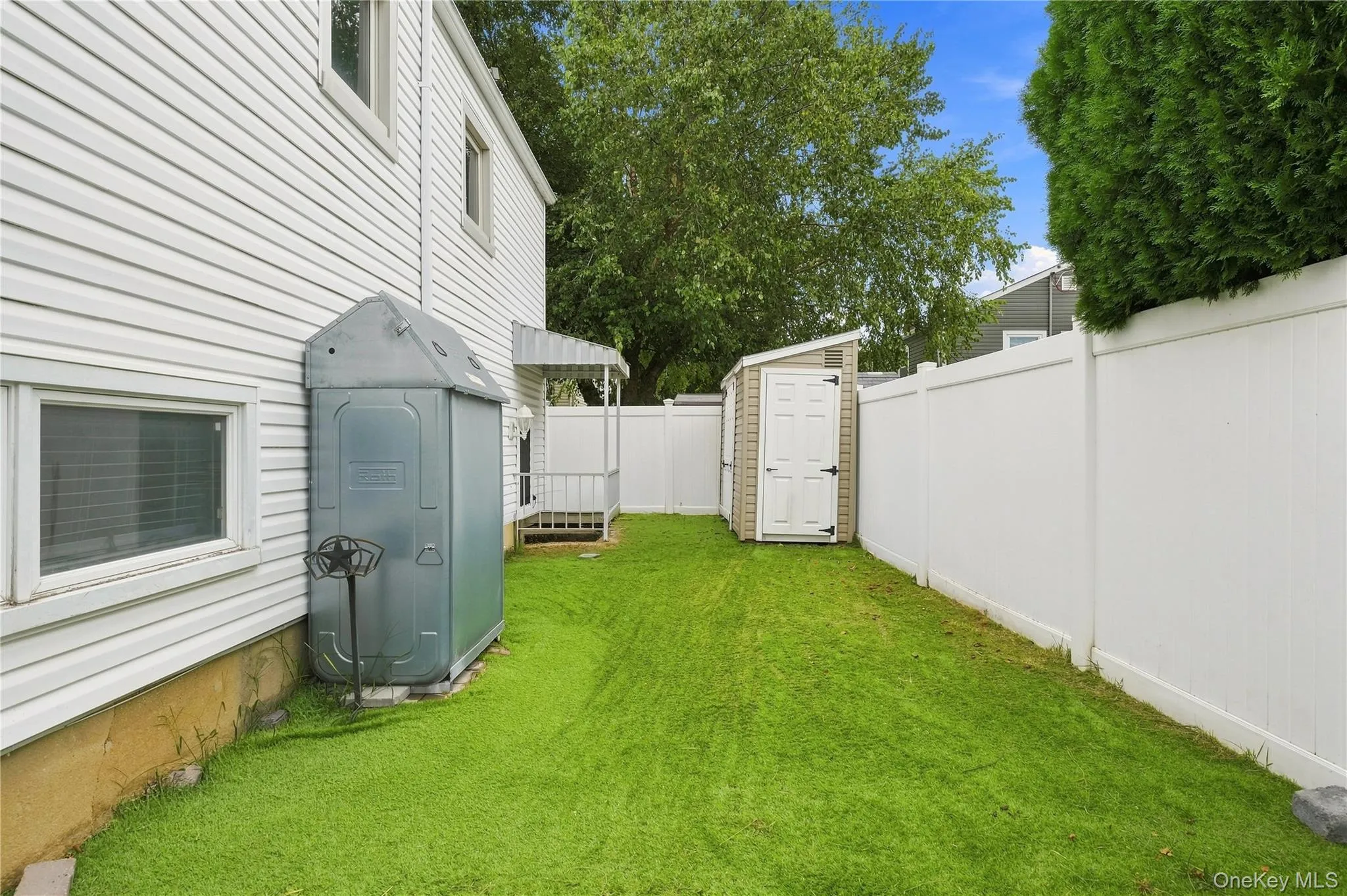 220 Park Drive, Oyster Bay, NY, 3 Bedrooms Bedrooms, 6 Rooms Rooms,2 BathroomsBathrooms,Residential,For Rent,Park,0,1047703 220 Park Drive, Oyster Bay, NY, 3 Bedrooms Bedrooms, 6 Rooms Rooms,2 BathroomsBathrooms,Residential,For Rent,Park,0,1047703