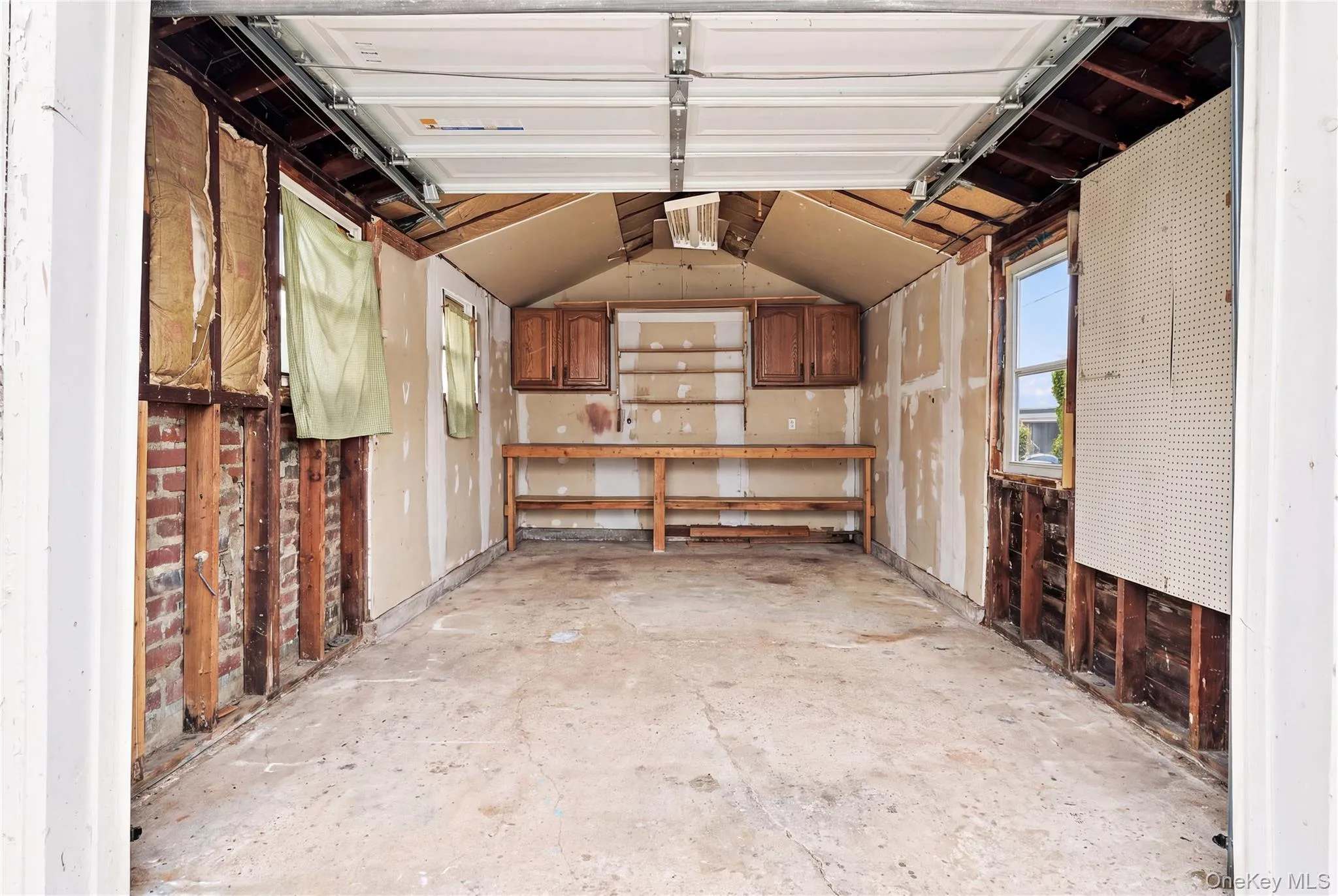 220 Park Drive, Oyster Bay, NY, 3 Bedrooms Bedrooms, 6 Rooms Rooms,2 BathroomsBathrooms,Residential,For Rent,Park,0,1047703 220 Park Drive, Oyster Bay, NY, 3 Bedrooms Bedrooms, 6 Rooms Rooms,2 BathroomsBathrooms,Residential,For Rent,Park,0,1047703