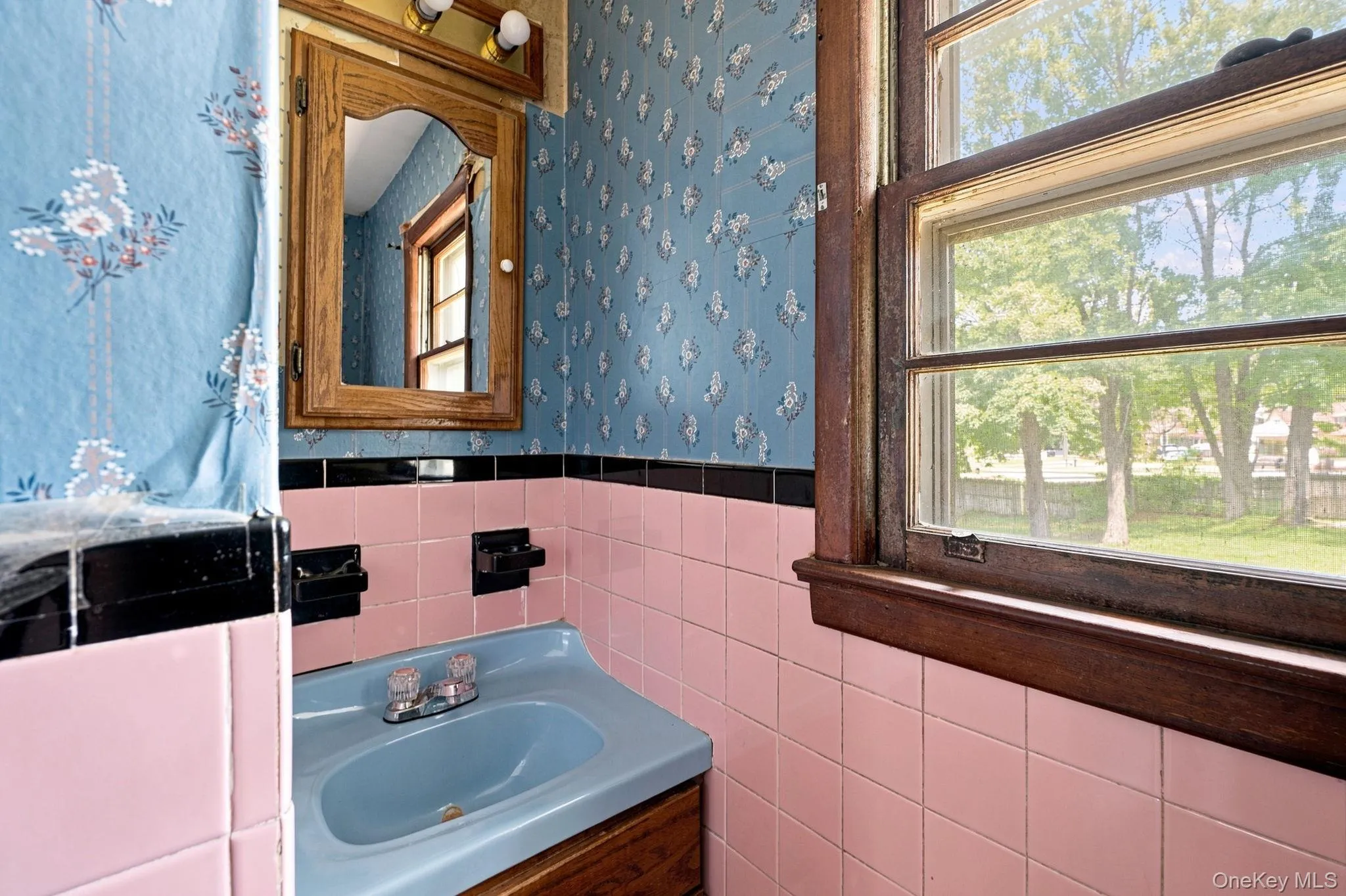 7 Roosevelt Road, Hyde Park, NY, 3 Bedrooms Bedrooms, 6 Rooms Rooms,1 BathroomBathrooms,Residential,For Rent,Roosevelt,0,1047704 7 Roosevelt Road, Hyde Park, NY, 3 Bedrooms Bedrooms, 6 Rooms Rooms,1 BathroomBathrooms,Residential,For Rent,Roosevelt,0,1047704