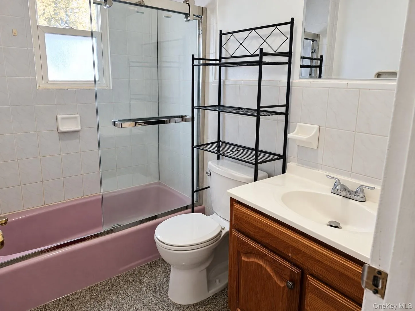 2nd Floor Bathroom 2nd Floor Bathroom