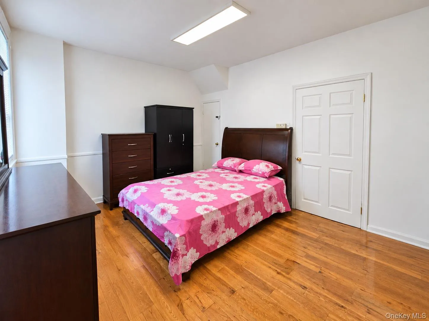 1st Floor Bedroom 1st Floor Bedroom