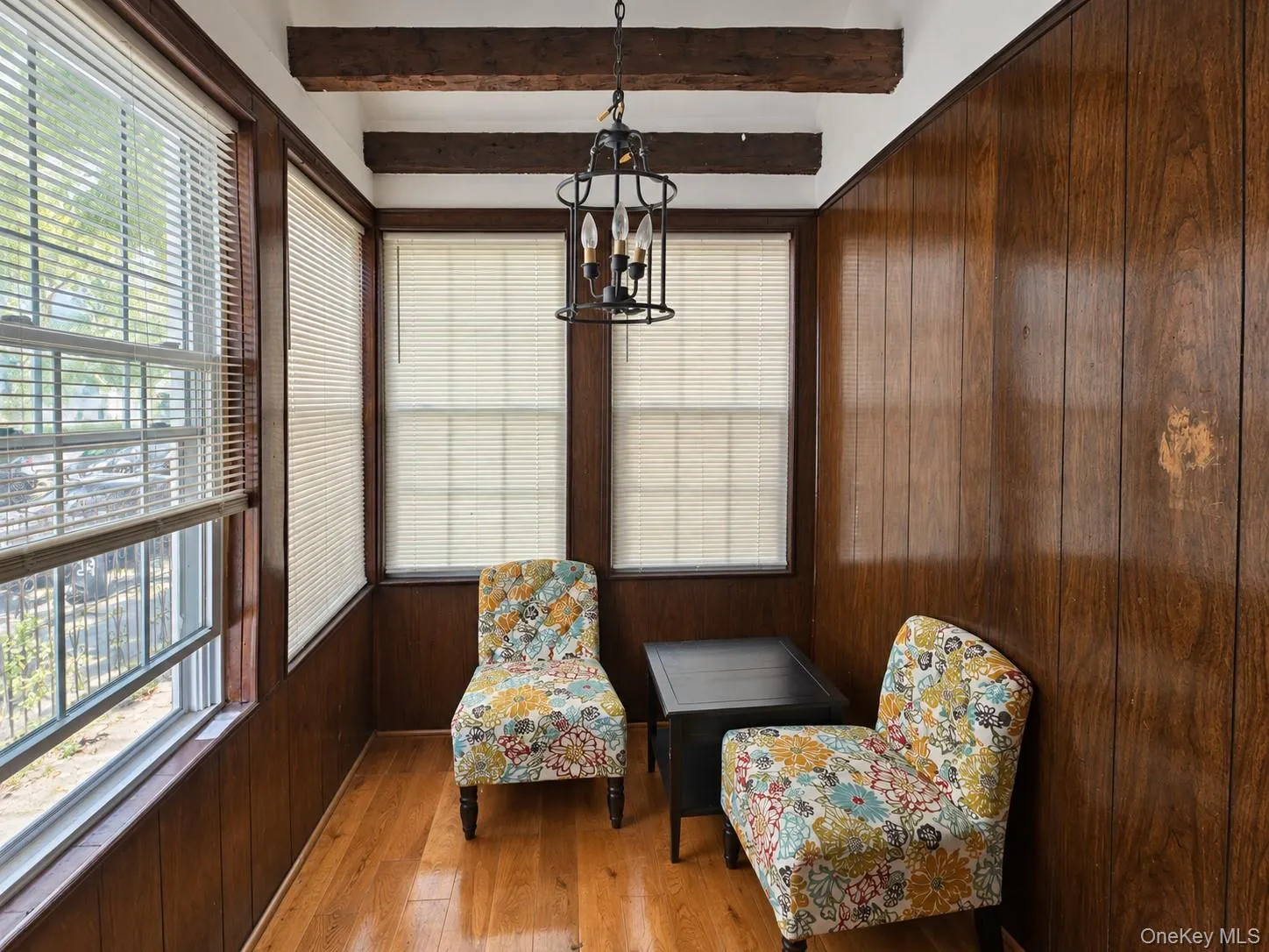 Vestibule Vestibule