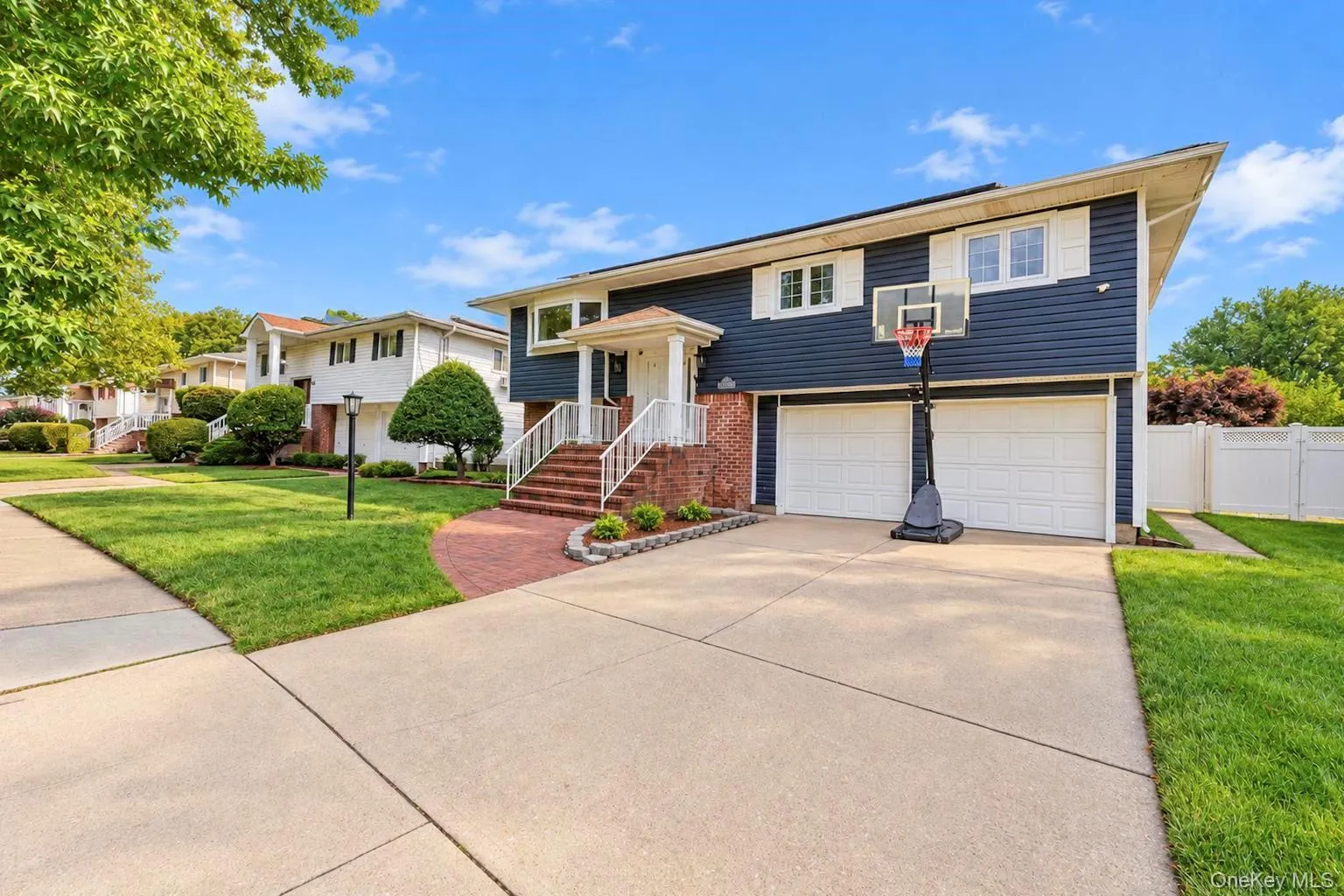 1020 Wood Park Drive, Hempstead, NY, 4 Bedrooms Bedrooms, 6 Rooms Rooms,2 BathroomsBathrooms,Residential,For Rent,Wood Park,0,1047718 1020 Wood Park Drive, Hempstead, NY, 4 Bedrooms Bedrooms, 6 Rooms Rooms,2 BathroomsBathrooms,Residential,For Rent,Wood Park,0,1047718
