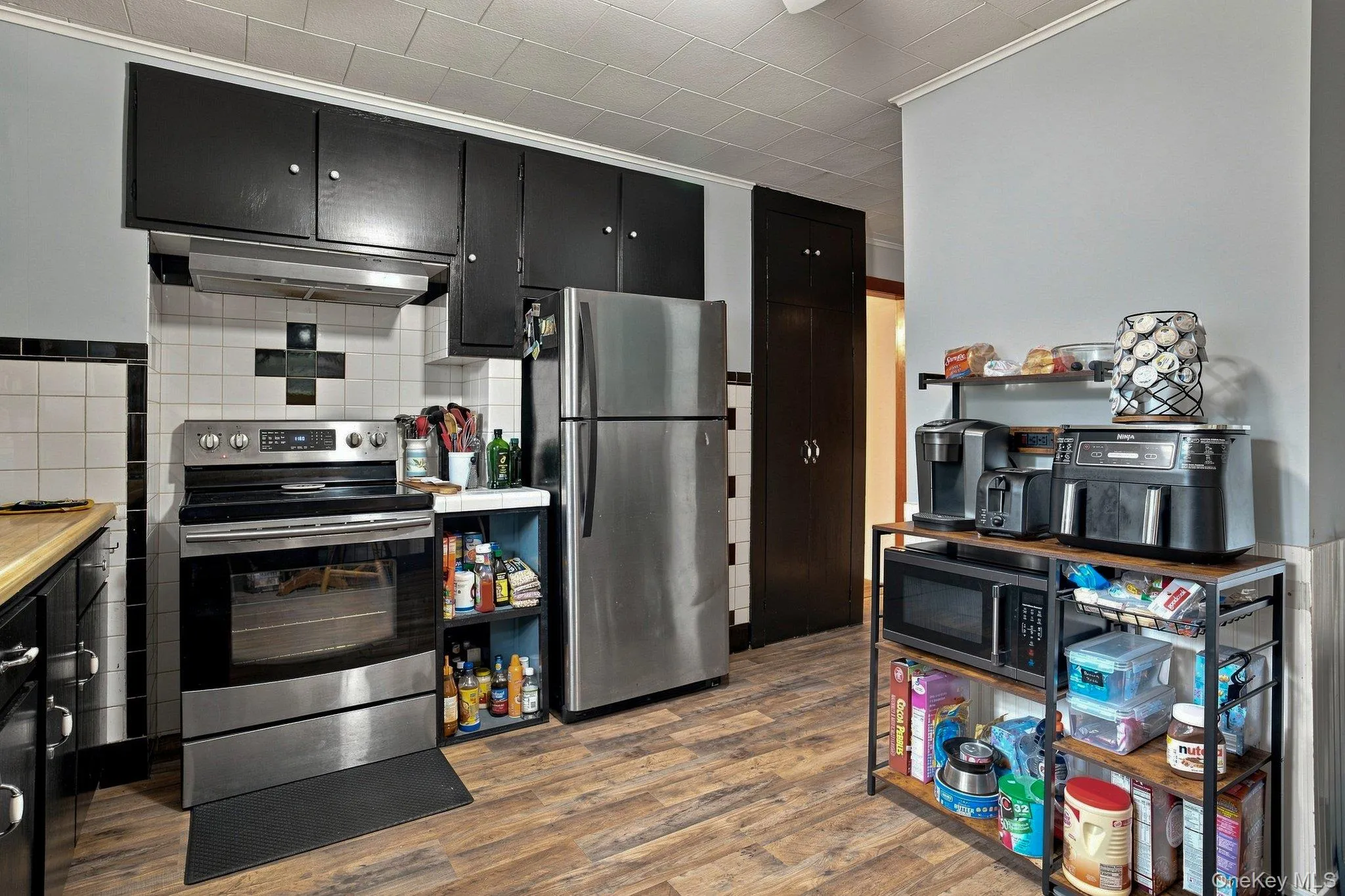 143 Eastside Drive, Out Of Area, NY, 2 Bedrooms Bedrooms, 4 Rooms Rooms,1 BathroomBathrooms,Residential,For Rent,Eastside,0,1047723 143 Eastside Drive, Out Of Area, NY, 2 Bedrooms Bedrooms, 4 Rooms Rooms,1 BathroomBathrooms,Residential,For Rent,Eastside,0,1047723