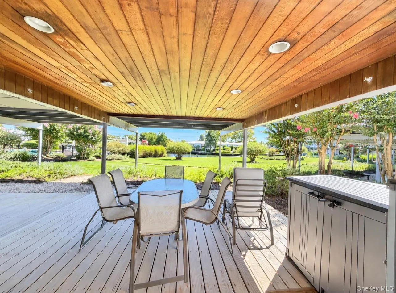 35 LIBRARY, Southampton, NY, 2 Bedrooms Bedrooms, 7 Rooms Rooms,3 BathroomsBathrooms,Residential,For Rent,LIBRARY,0,1047730 35 LIBRARY, Southampton, NY, 2 Bedrooms Bedrooms, 7 Rooms Rooms,3 BathroomsBathrooms,Residential,For Rent,LIBRARY,0,1047730