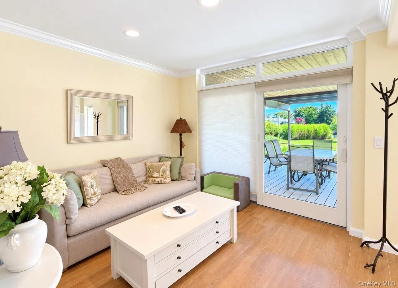 35 LIBRARY, Southampton, NY, 2 Bedrooms Bedrooms, 7 Rooms Rooms,3 BathroomsBathrooms,Residential,For Rent,LIBRARY,0,1047730 35 LIBRARY, Southampton, NY, 2 Bedrooms Bedrooms, 7 Rooms Rooms,3 BathroomsBathrooms,Residential,For Rent,LIBRARY,0,1047730