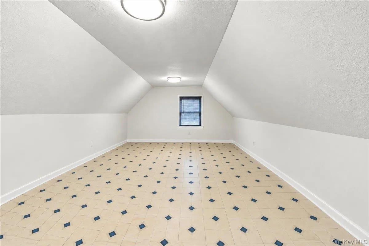 183 Saratoga Avenue, Yonkers, NY, 5 Bedrooms Bedrooms, 9 Rooms Rooms,3 BathroomsBathrooms,Residential,For Rent,Saratoga,0,1047732 183 Saratoga Avenue, Yonkers, NY, 5 Bedrooms Bedrooms, 9 Rooms Rooms,3 BathroomsBathrooms,Residential,For Rent,Saratoga,0,1047732