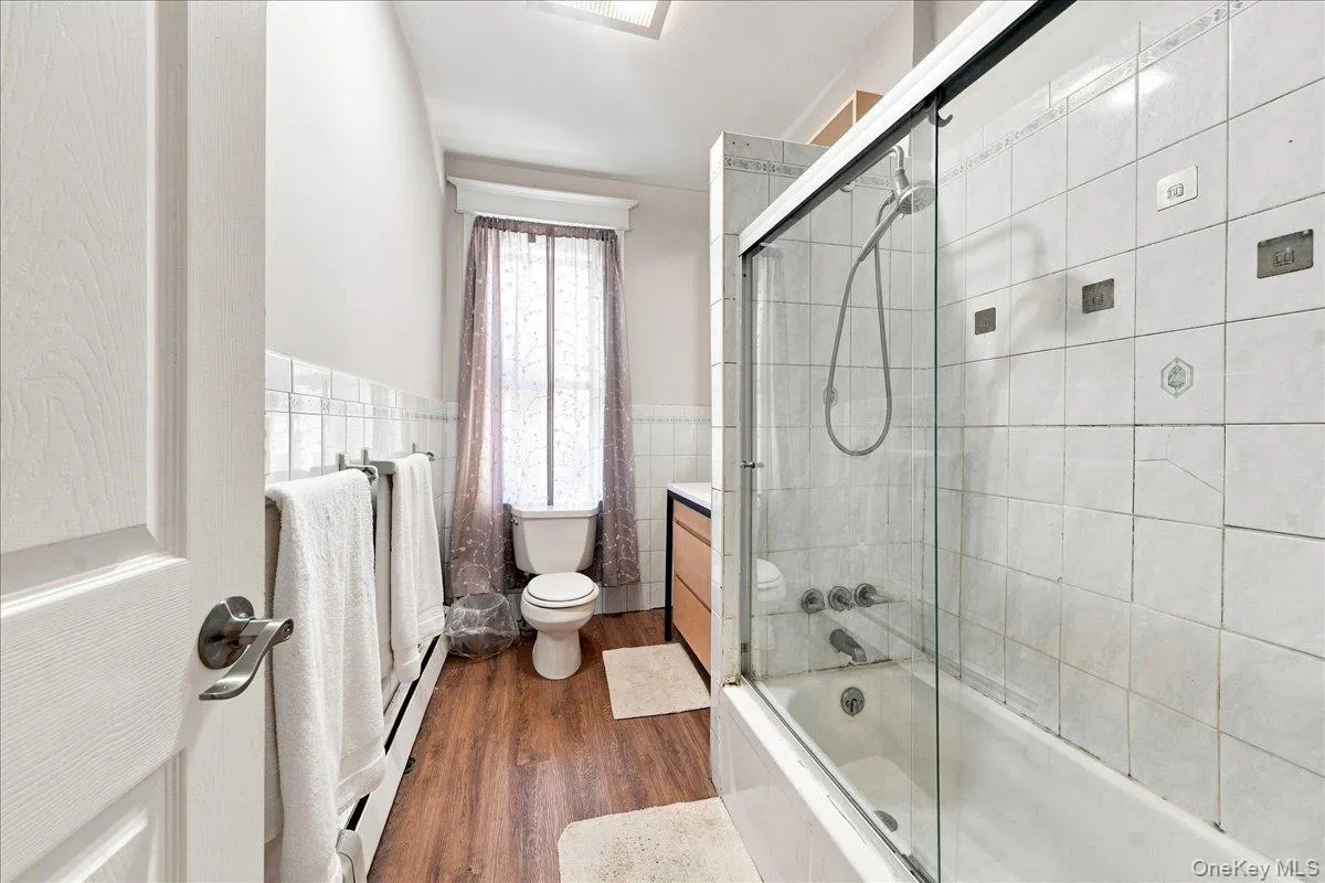 183 Saratoga Avenue, Yonkers, NY, 5 Bedrooms Bedrooms, 9 Rooms Rooms,3 BathroomsBathrooms,Residential,For Rent,Saratoga,0,1047732 183 Saratoga Avenue, Yonkers, NY, 5 Bedrooms Bedrooms, 9 Rooms Rooms,3 BathroomsBathrooms,Residential,For Rent,Saratoga,0,1047732