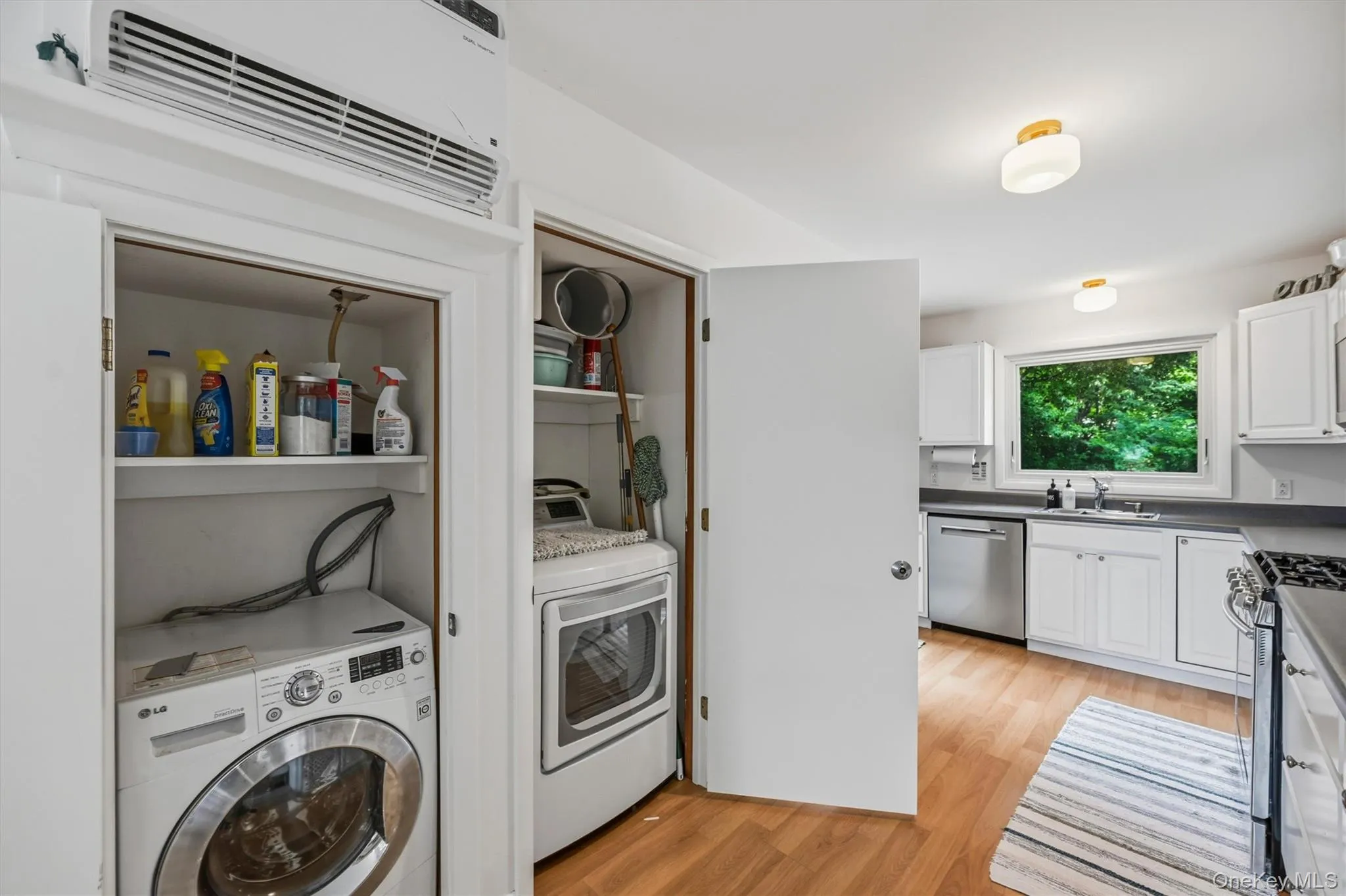 Main unit laundry center Main unit laundry center