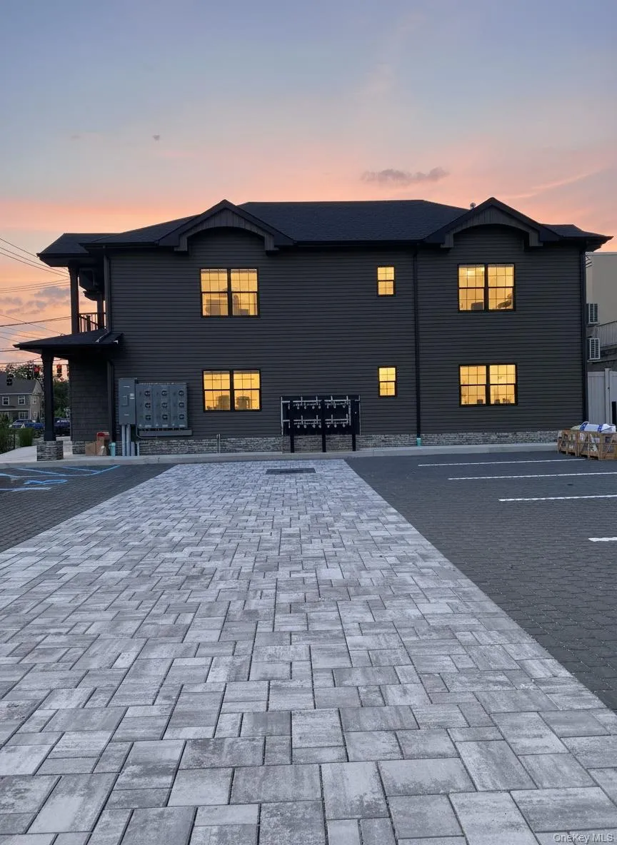 1220 Doges Promenade, Babylon, NY, 1 Bedroom Bedrooms, 3 Rooms Rooms,1 BathroomBathrooms,Residential Lease,For Rent,Doges Promenade,0,1047738 1220 Doges Promenade, Babylon, NY, 1 Bedroom Bedrooms, 3 Rooms Rooms,1 BathroomBathrooms,Residential Lease,For Rent,Doges Promenade,0,1047738