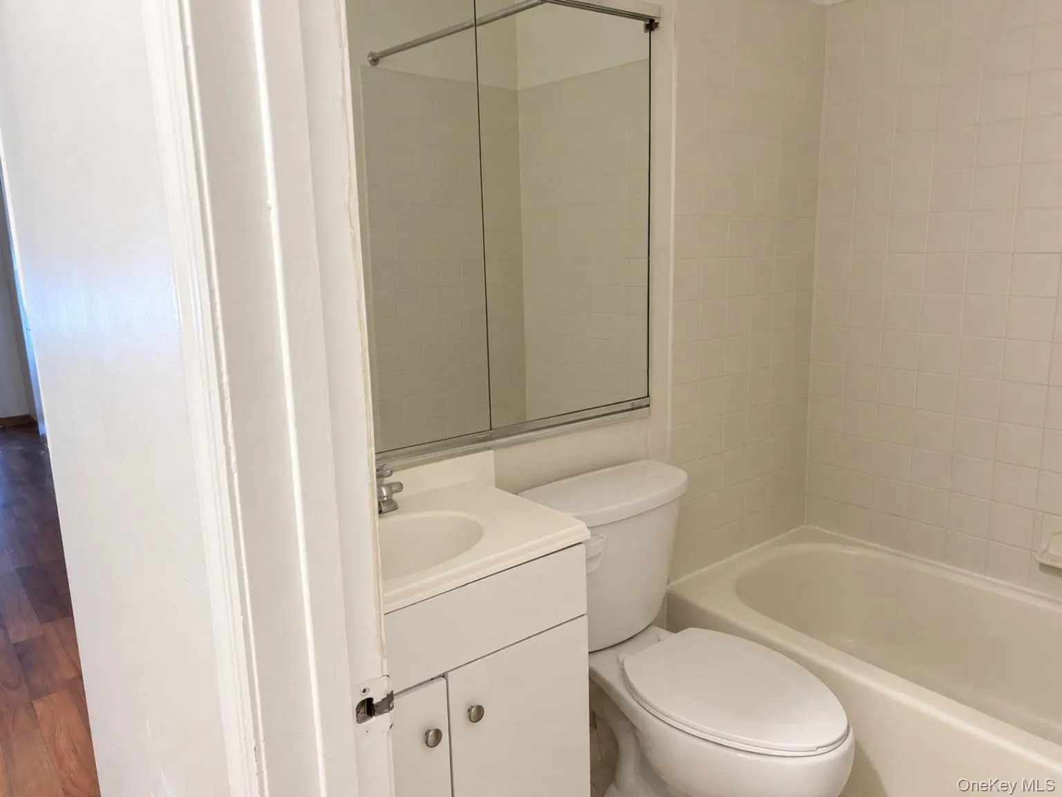 14 Lexington Hill, Monroe, NY, 2 Bedrooms Bedrooms, 5 Rooms Rooms,2 BathroomsBathrooms,Residential Lease,For Rent,Lexington,0,1047743 14 Lexington Hill, Monroe, NY, 2 Bedrooms Bedrooms, 5 Rooms Rooms,2 BathroomsBathrooms,Residential Lease,For Rent,Lexington,0,1047743