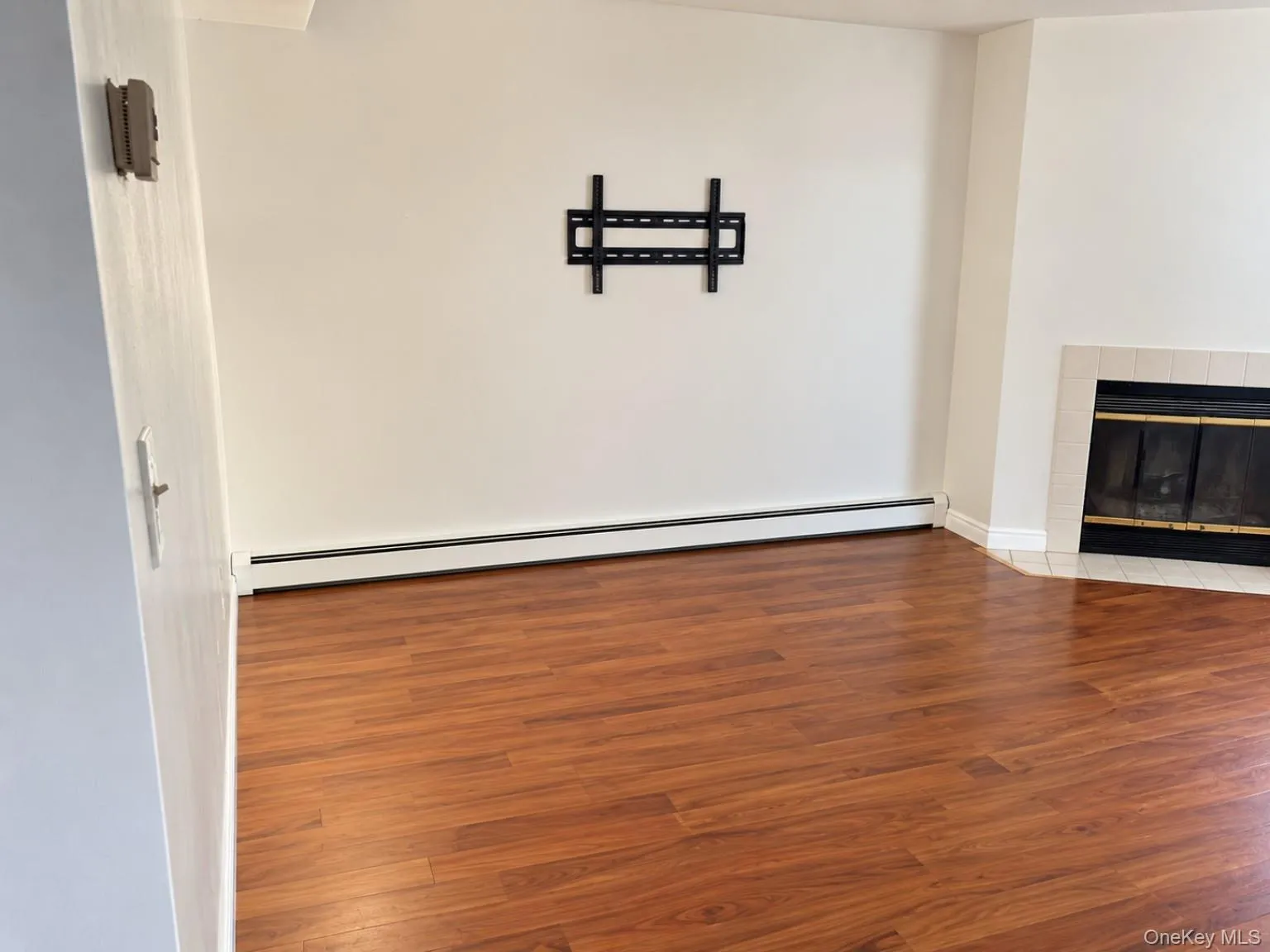 14 Lexington Hill, Monroe, NY, 2 Bedrooms Bedrooms, 5 Rooms Rooms,2 BathroomsBathrooms,Residential Lease,For Rent,Lexington,0,1047743 14 Lexington Hill, Monroe, NY, 2 Bedrooms Bedrooms, 5 Rooms Rooms,2 BathroomsBathrooms,Residential Lease,For Rent,Lexington,0,1047743