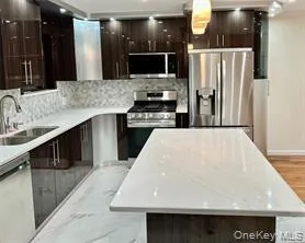 9911 Ascan Avenue, New York, NY, 2 Bedrooms Bedrooms, 7 Rooms Rooms,2 BathroomsBathrooms,Residential Lease,For Rent,Ascan,0,1047748 9911 Ascan Avenue, New York, NY, 2 Bedrooms Bedrooms, 7 Rooms Rooms,2 BathroomsBathrooms,Residential Lease,For Rent,Ascan,0,1047748