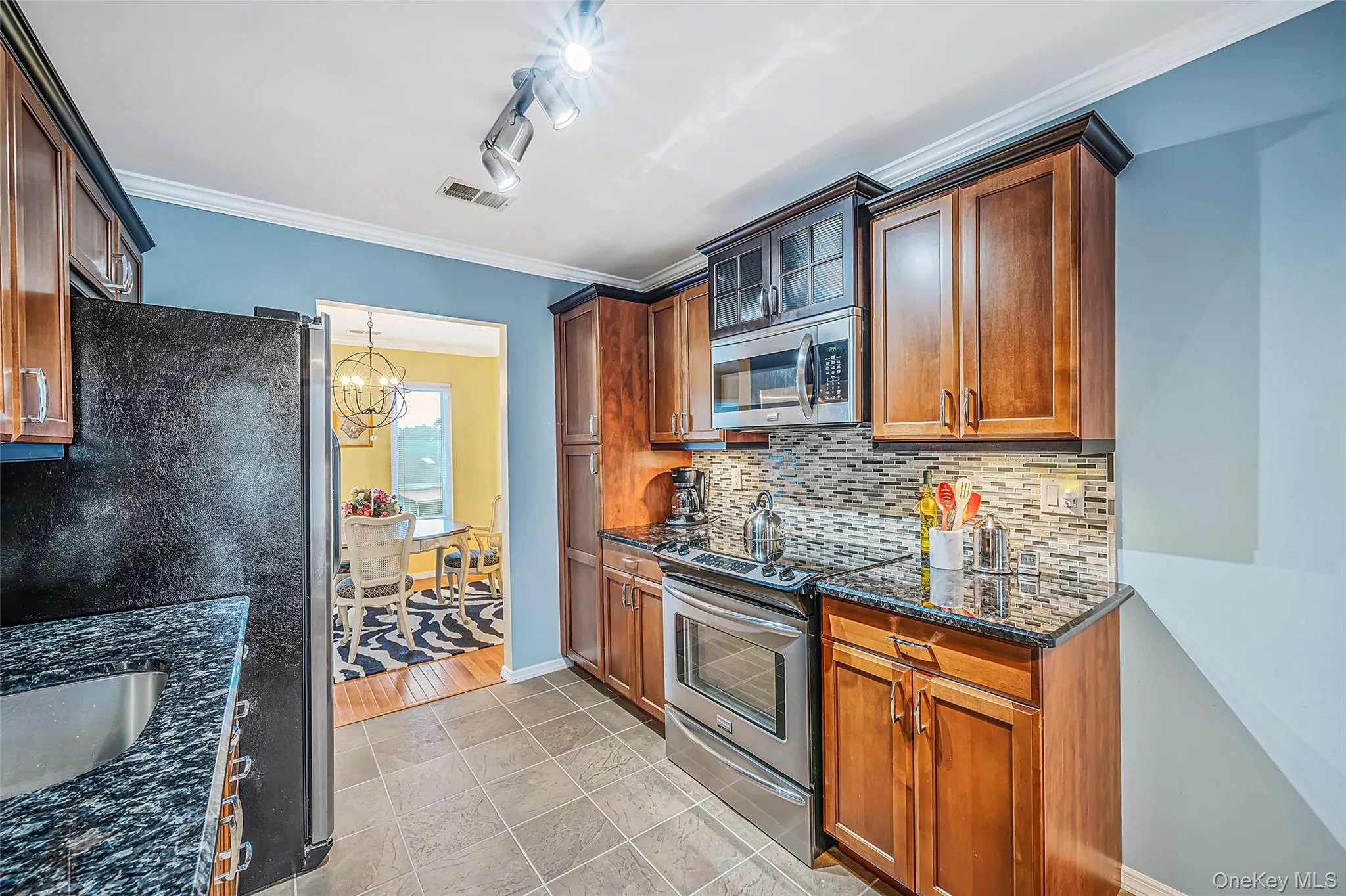 704 Fenway Road, Smithtown, NY, 2 Bedrooms Bedrooms, 5 Rooms Rooms,2 BathroomsBathrooms,Residential,For Rent,Fenway,0,1047751 704 Fenway Road, Smithtown, NY, 2 Bedrooms Bedrooms, 5 Rooms Rooms,2 BathroomsBathrooms,Residential,For Rent,Fenway,0,1047751