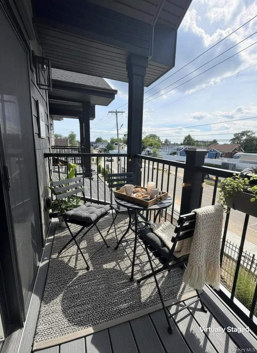 1220 Doges Prom, Babylon, NY, 1 Bedroom Bedrooms, 3 Rooms Rooms,1 BathroomBathrooms,Residential Lease,For Rent,Doges Prom,0,1047754 1220 Doges Prom, Babylon, NY, 1 Bedroom Bedrooms, 3 Rooms Rooms,1 BathroomBathrooms,Residential Lease,For Rent,Doges Prom,0,1047754