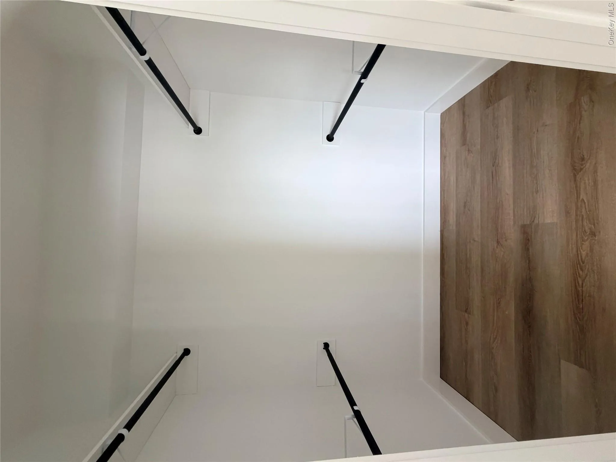 1220 Doges Prom, Babylon, NY, 1 Bedroom Bedrooms, 3 Rooms Rooms,1 BathroomBathrooms,Residential Lease,For Rent,Doges Prom,0,1047754 1220 Doges Prom, Babylon, NY, 1 Bedroom Bedrooms, 3 Rooms Rooms,1 BathroomBathrooms,Residential Lease,For Rent,Doges Prom,0,1047754