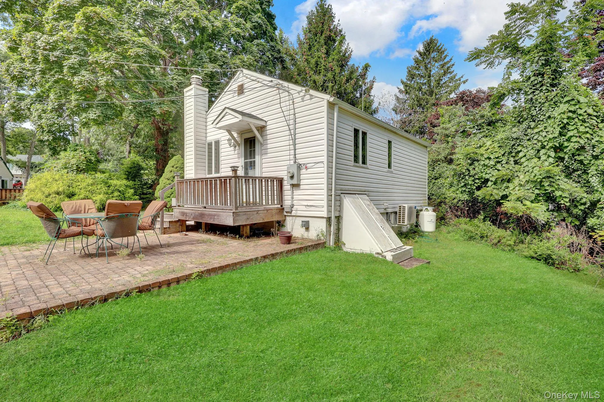 130 Hawthorne Road, Brookhaven, NY, 1 Bedroom Bedrooms, 3 Rooms Rooms,1 BathroomBathrooms,Residential,For Rent,Hawthorne,0,1047755 130 Hawthorne Road, Brookhaven, NY, 1 Bedroom Bedrooms, 3 Rooms Rooms,1 BathroomBathrooms,Residential,For Rent,Hawthorne,0,1047755