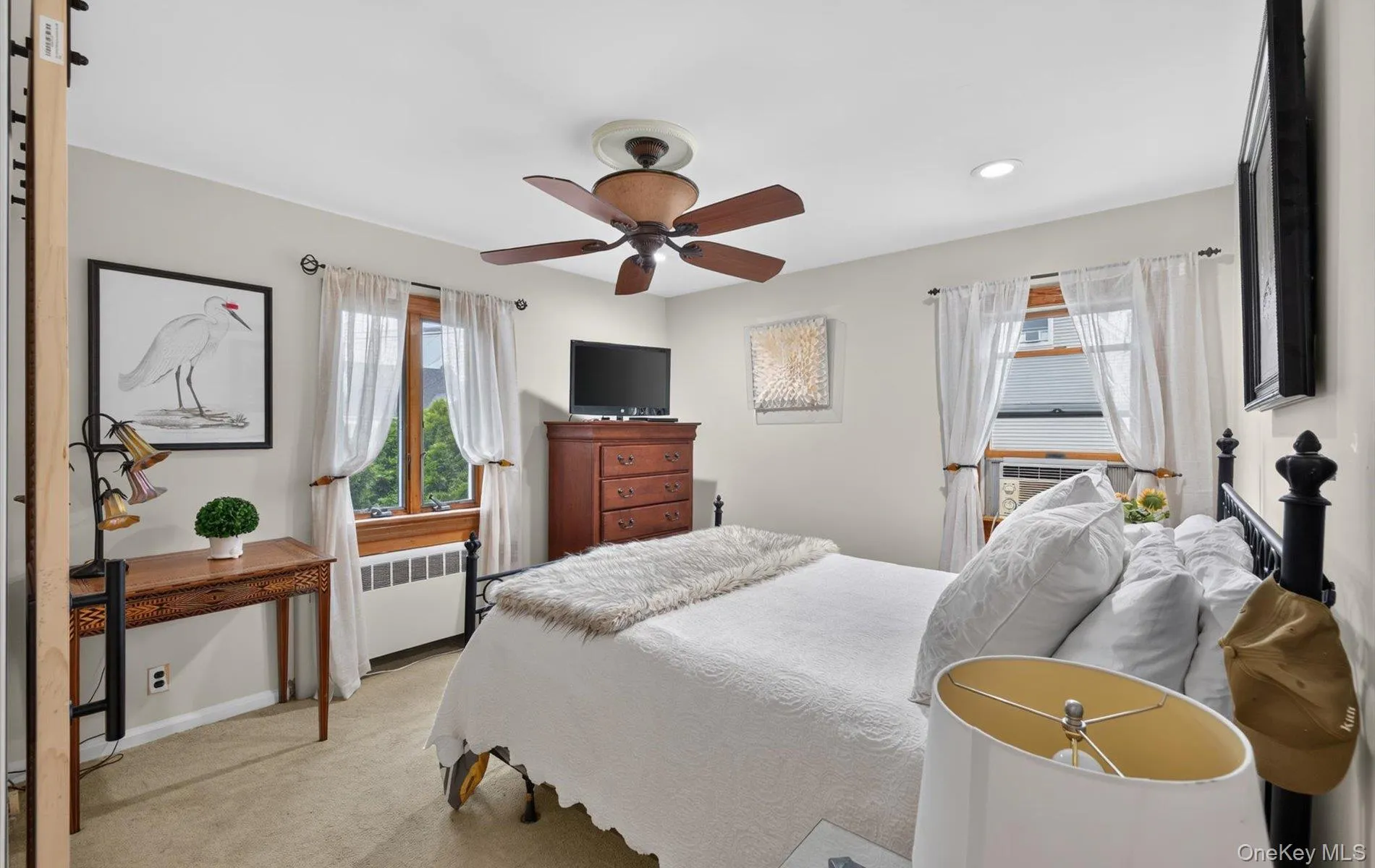 11 White Street, Hempstead, NY, 4 Bedrooms Bedrooms, 8 Rooms Rooms,2 BathroomsBathrooms,Residential,For Rent,White,0,1047761 11 White Street, Hempstead, NY, 4 Bedrooms Bedrooms, 8 Rooms Rooms,2 BathroomsBathrooms,Residential,For Rent,White,0,1047761
