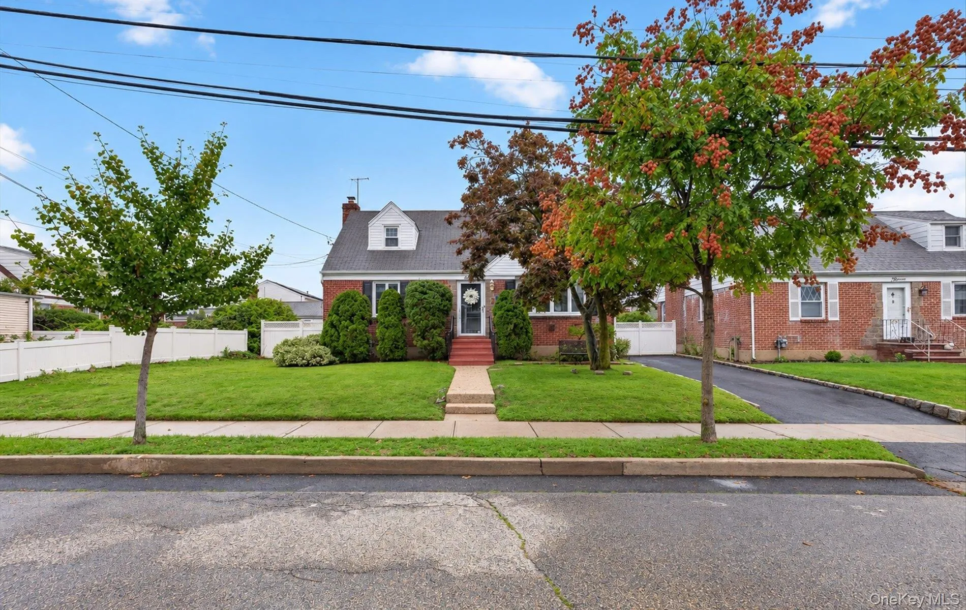 11 White Street, Hempstead, NY, 4 Bedrooms Bedrooms, 8 Rooms Rooms,2 BathroomsBathrooms,Residential,For Rent,White,0,1047761 11 White Street, Hempstead, NY, 4 Bedrooms Bedrooms, 8 Rooms Rooms,2 BathroomsBathrooms,Residential,For Rent,White,0,1047761