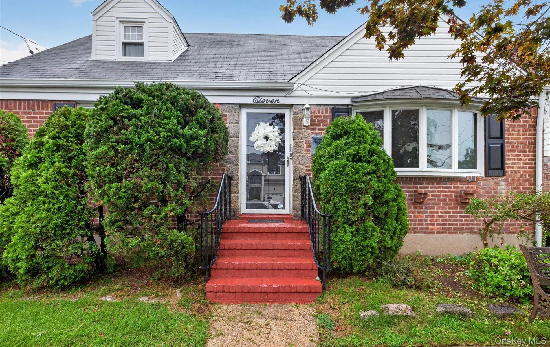 11 White Street, Hempstead, NY, 4 Bedrooms Bedrooms, 8 Rooms Rooms,2 BathroomsBathrooms,Residential,For Rent,White,0,1047761 11 White Street, Hempstead, NY, 4 Bedrooms Bedrooms, 8 Rooms Rooms,2 BathroomsBathrooms,Residential,For Rent,White,0,1047761
