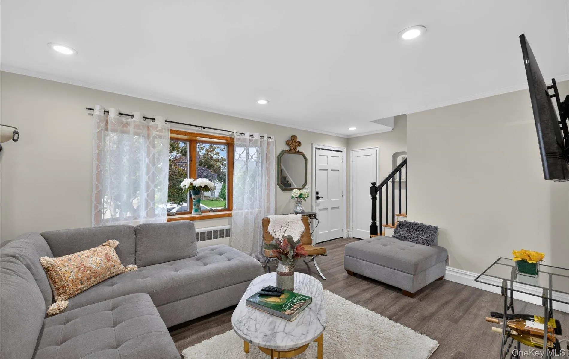 11 White Street, Hempstead, NY, 4 Bedrooms Bedrooms, 8 Rooms Rooms,2 BathroomsBathrooms,Residential,For Rent,White,0,1047761 11 White Street, Hempstead, NY, 4 Bedrooms Bedrooms, 8 Rooms Rooms,2 BathroomsBathrooms,Residential,For Rent,White,0,1047761